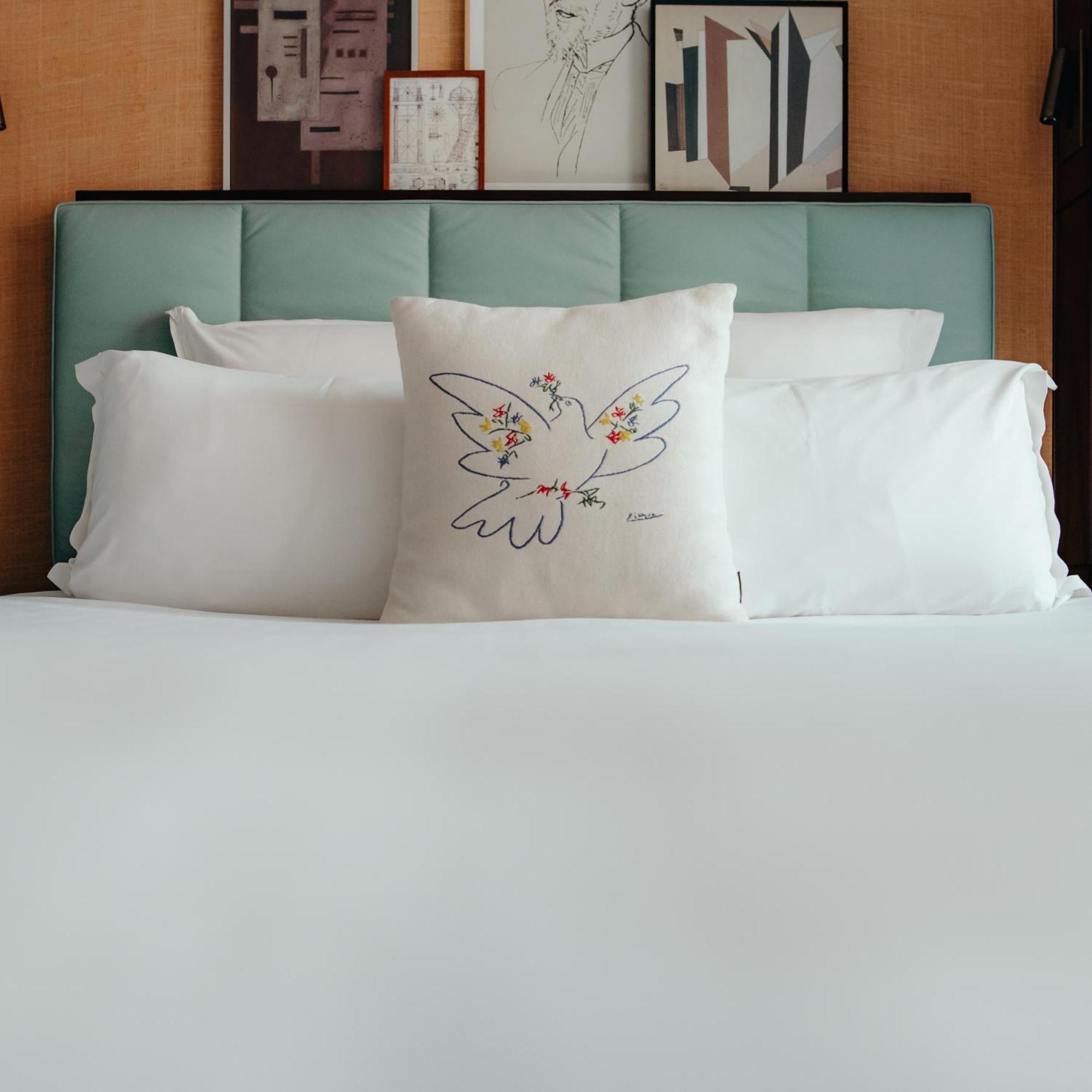 Standard Doppelzimmer mit Zugang zum Pool