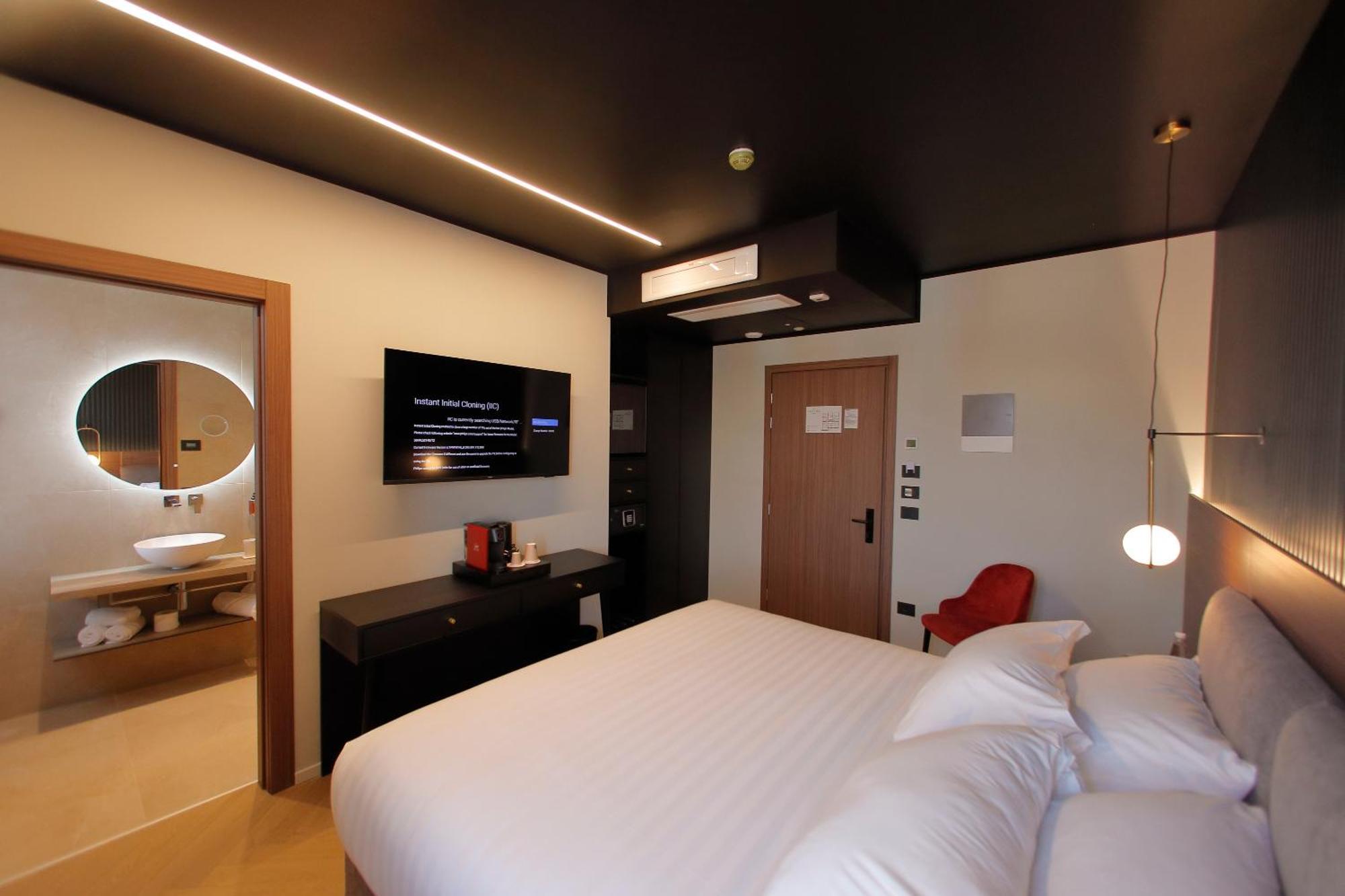 Standard Zimmer mit Kingsize-Bett