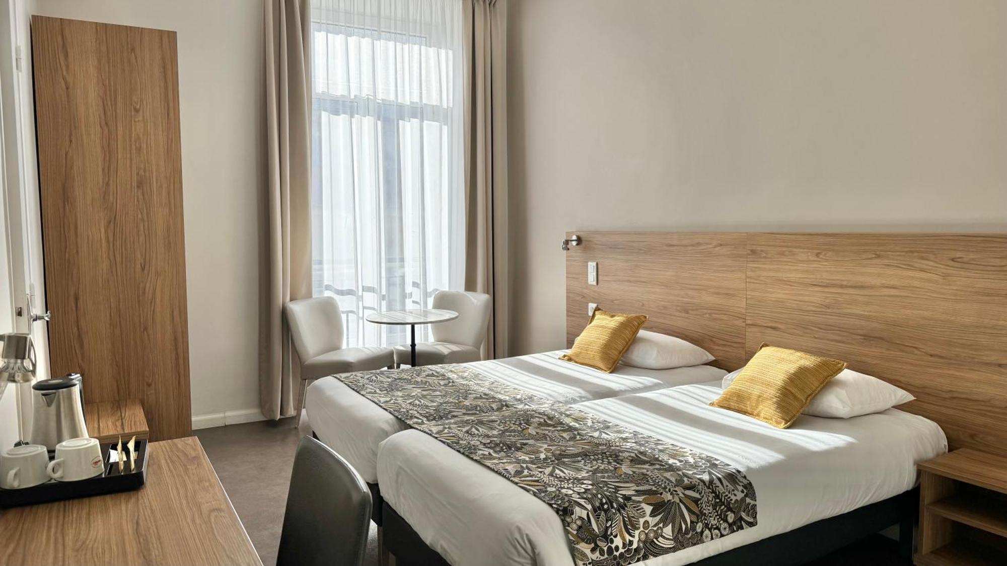 Zweibettzimmer