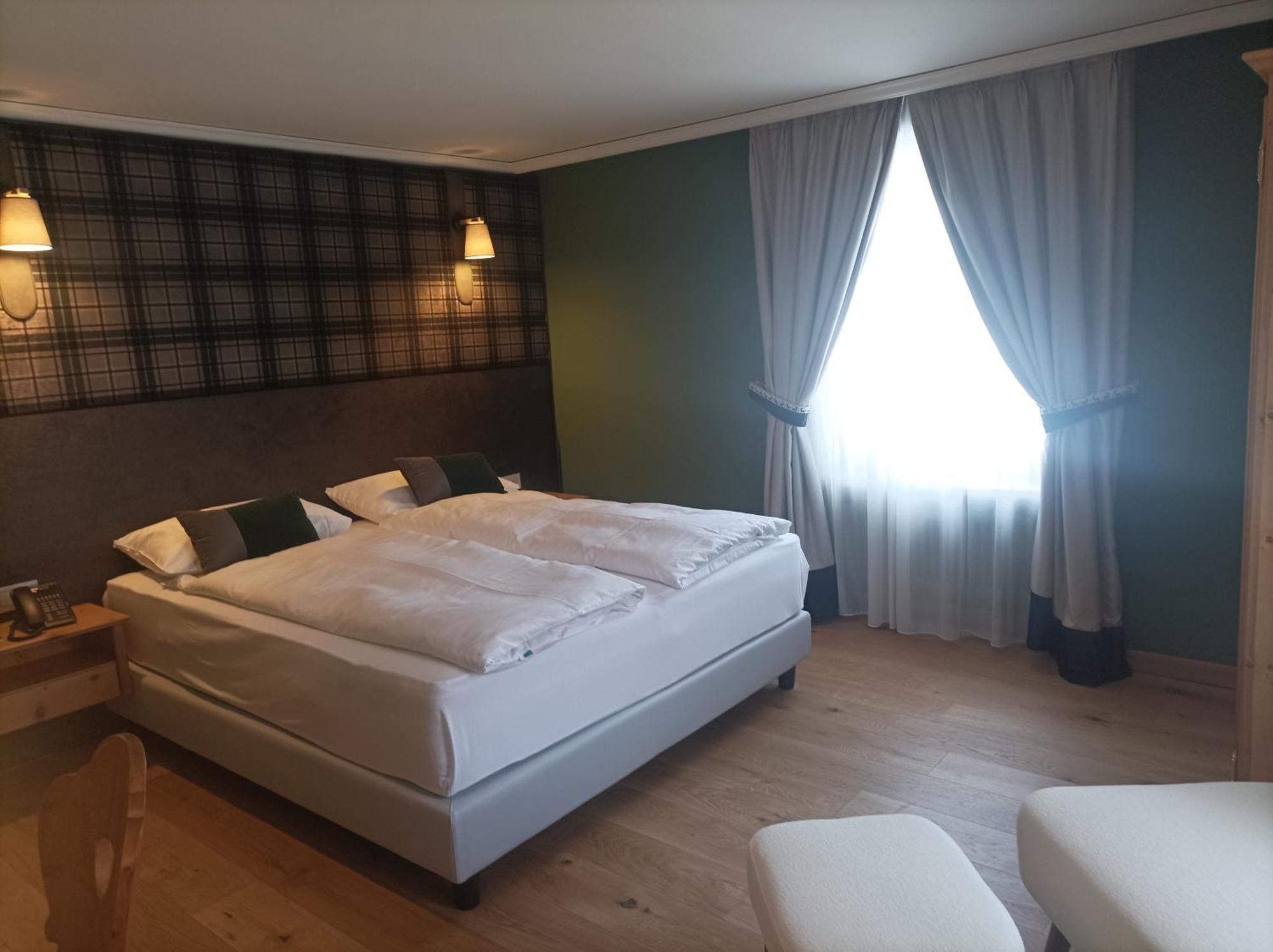 Superior Zimmer mit Kingsize-Bett