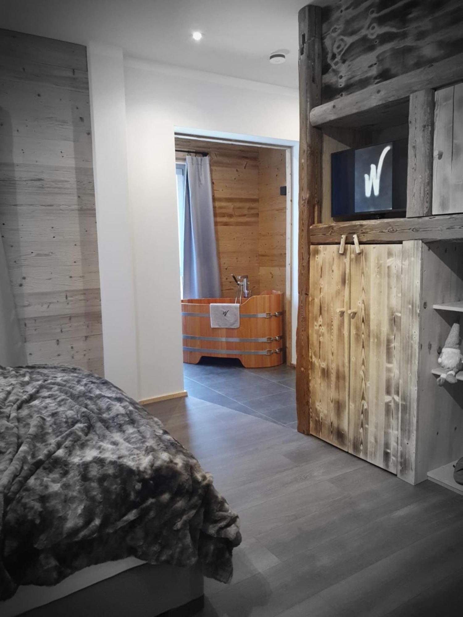 Deluxe Doppelzimmer mit Bad
