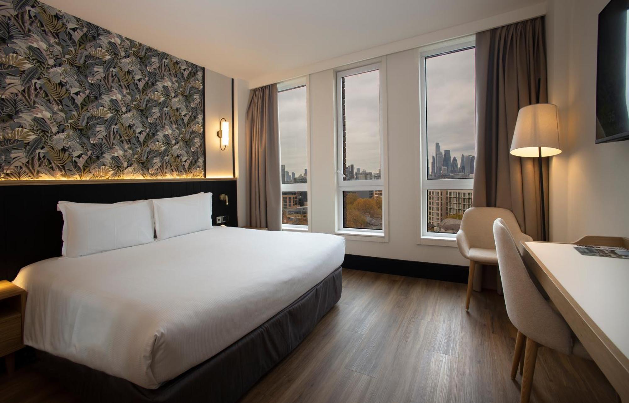 Superior Classic Zimmer mit Blick in den Himmel