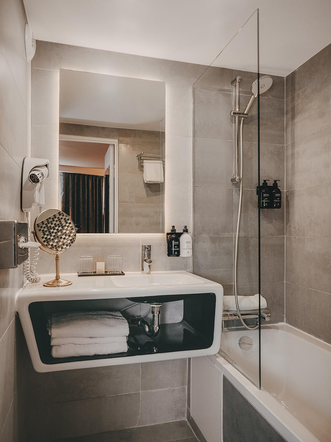 Deluxe Dreibettzimmer