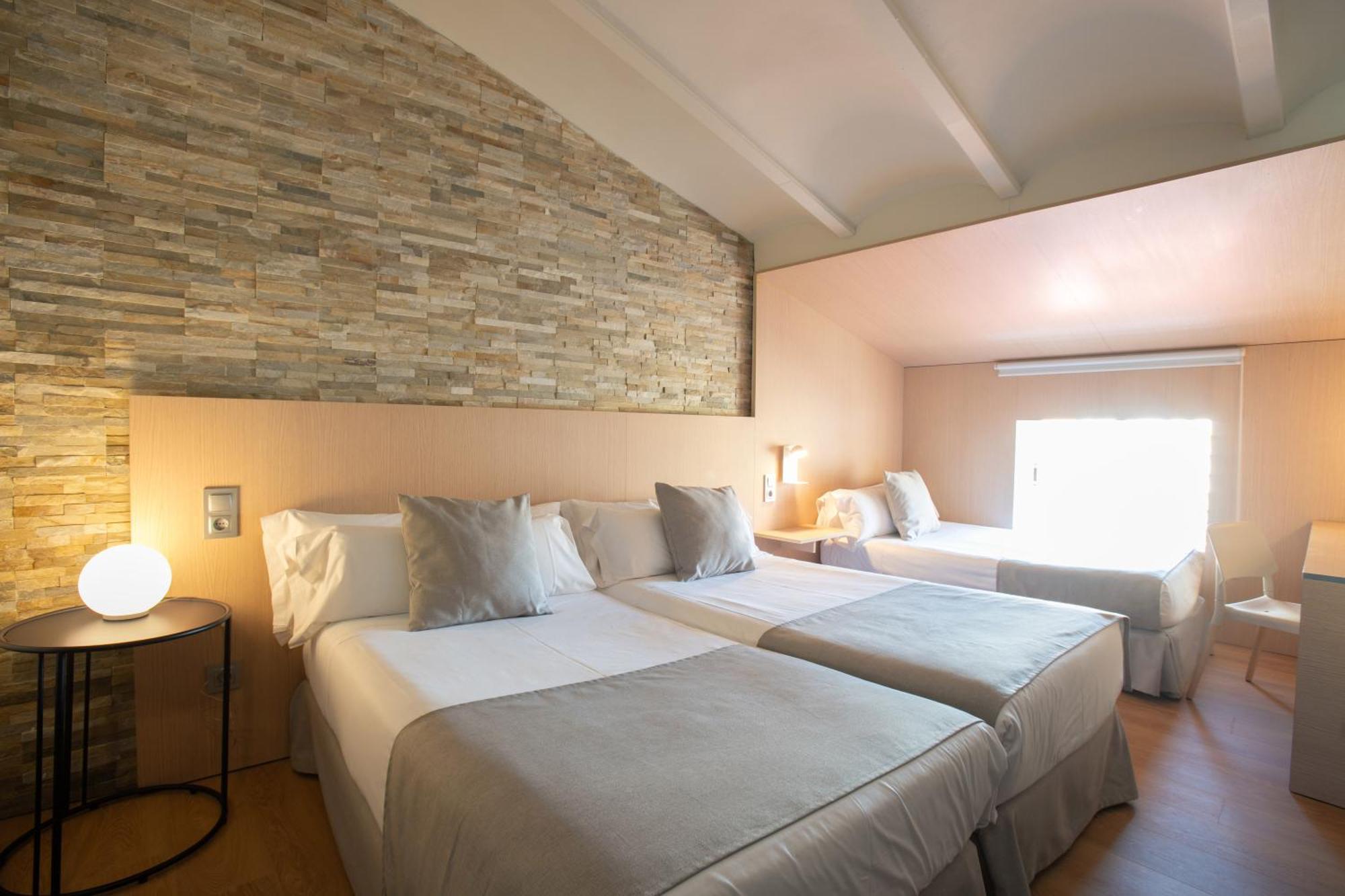 Dreibettzimmer