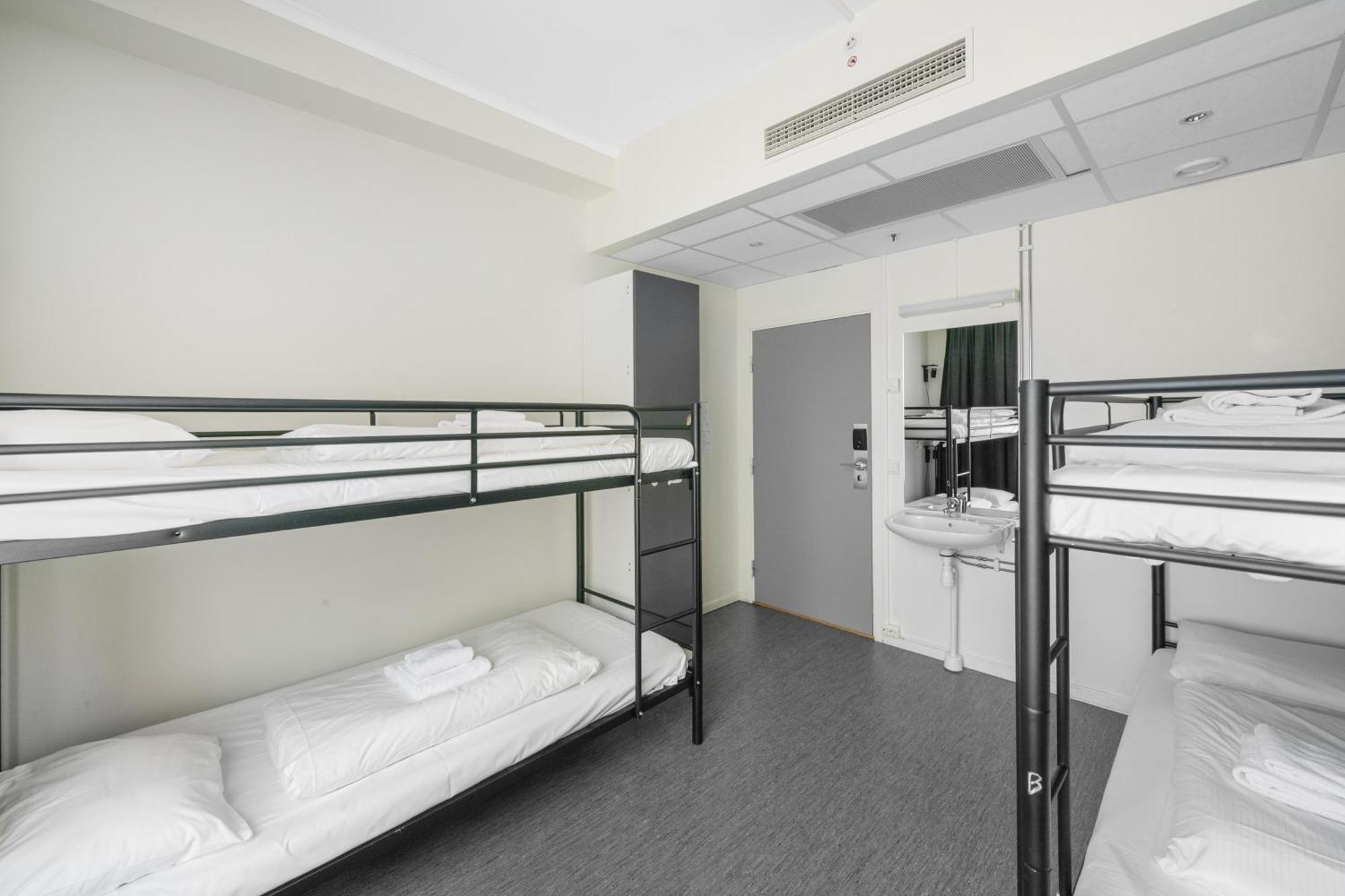 Bett im gemischten Schlafsaal mit 4 Betten