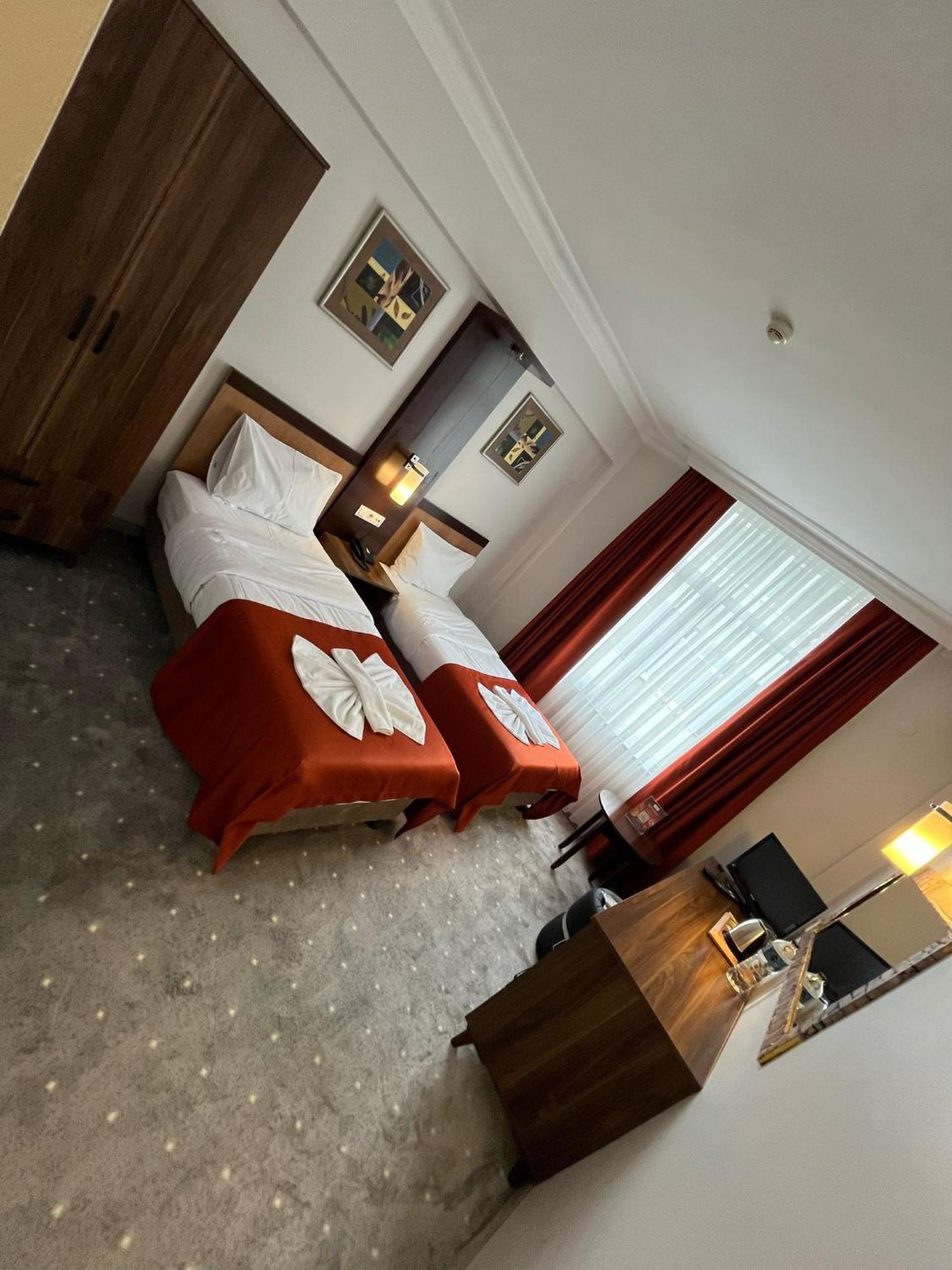Standard Double or Twin Room,1669826978:JPEG