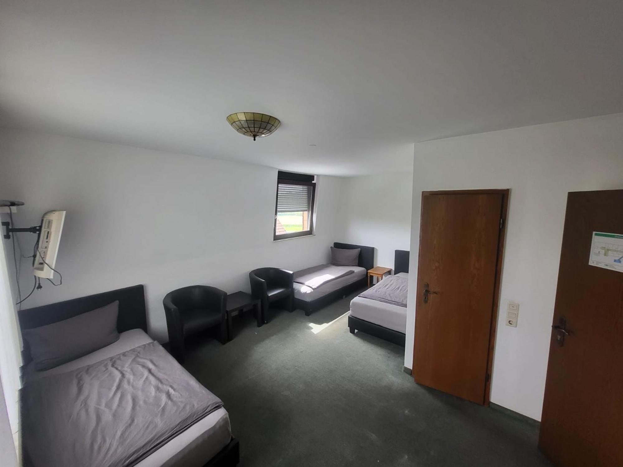 Basic Dreibettzimmer