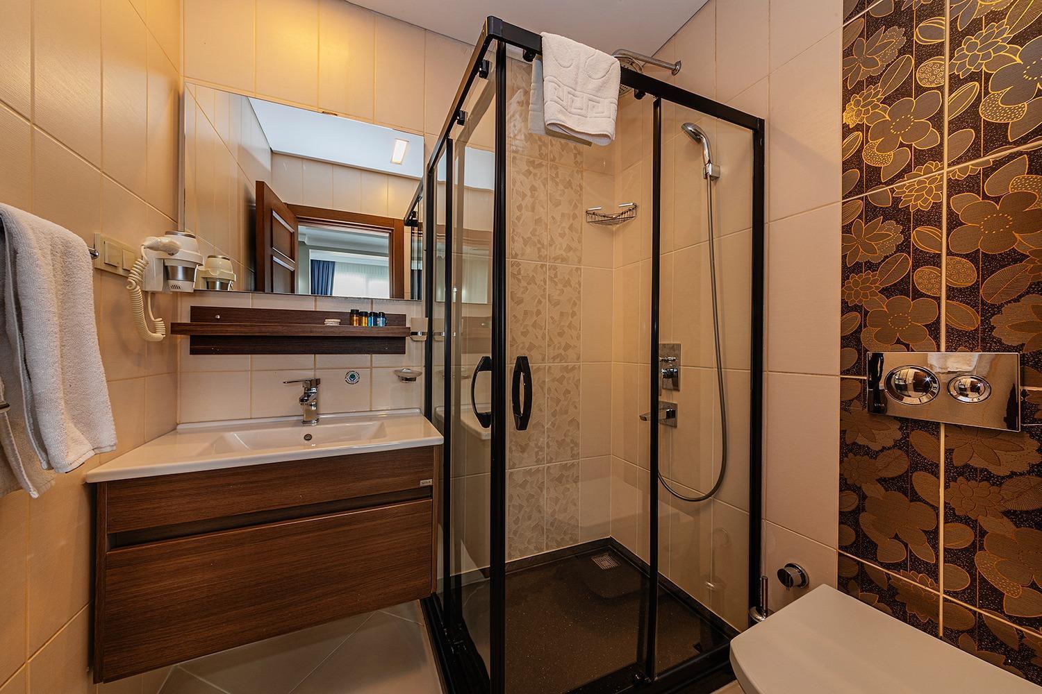 Doppelzimmer mit Balkon