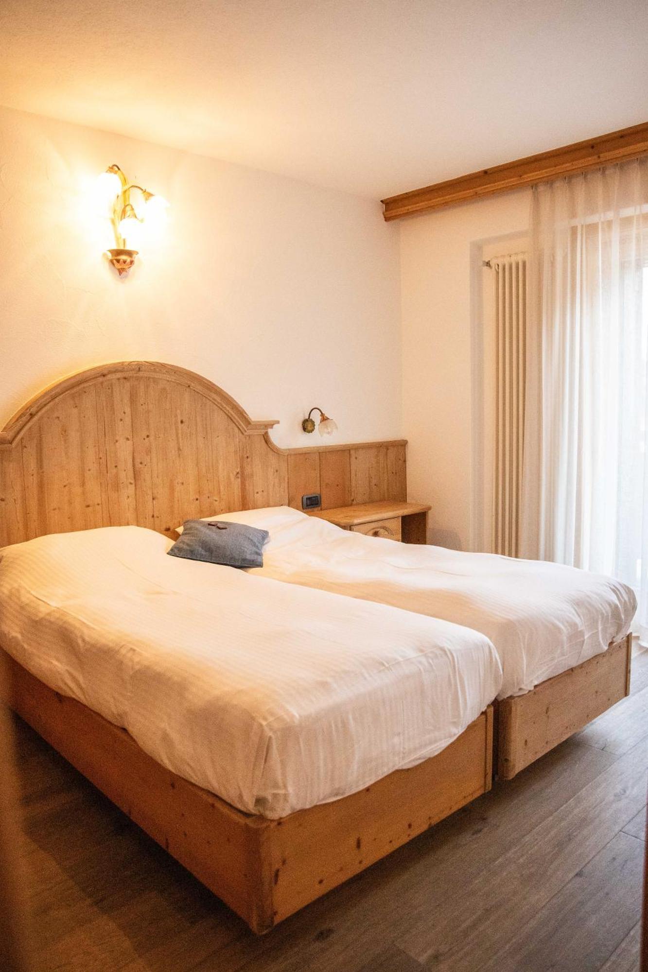 Standard Doppel-/Zweibettzimmer mit Balkon