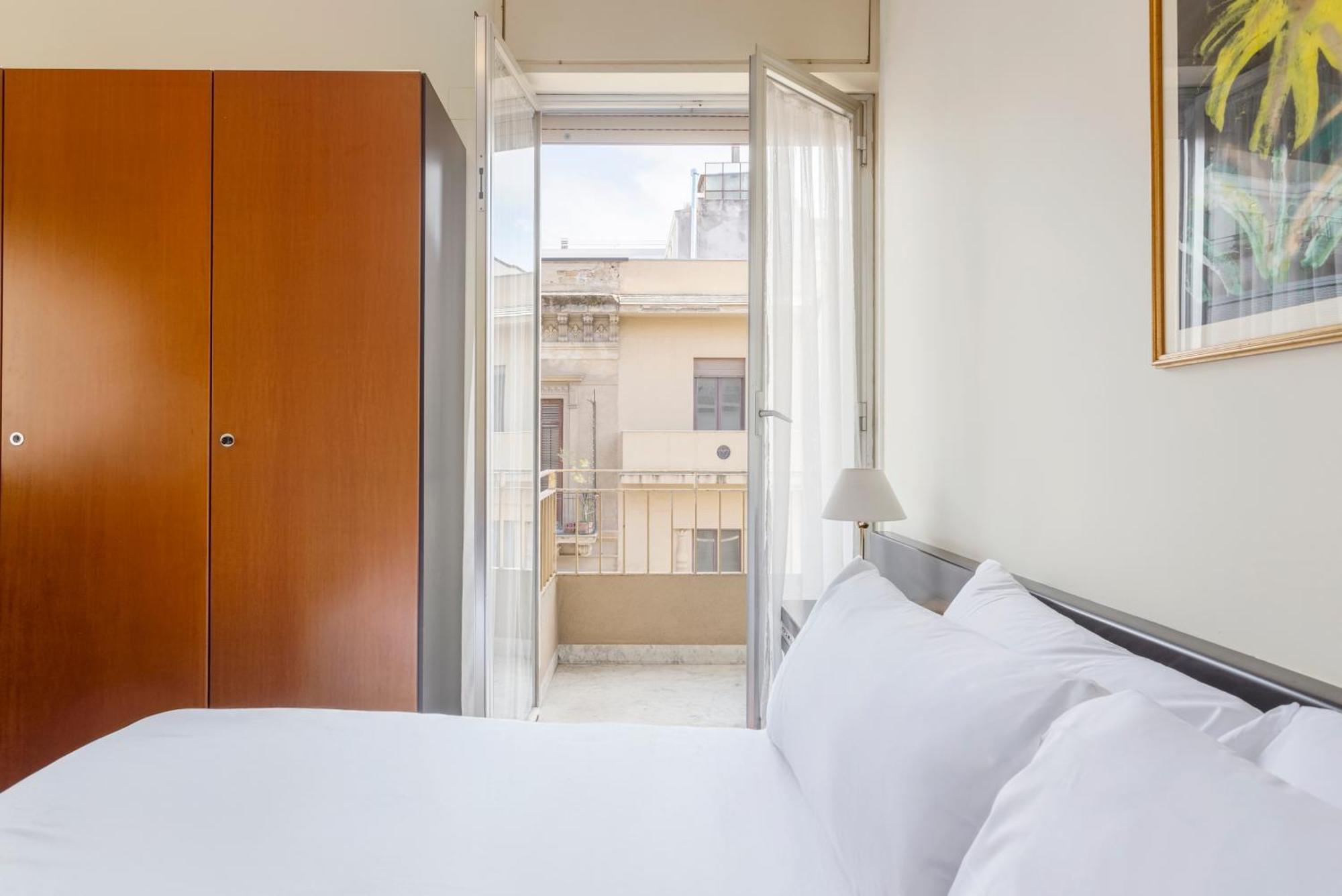 Dreibettzimmer mit Balkon