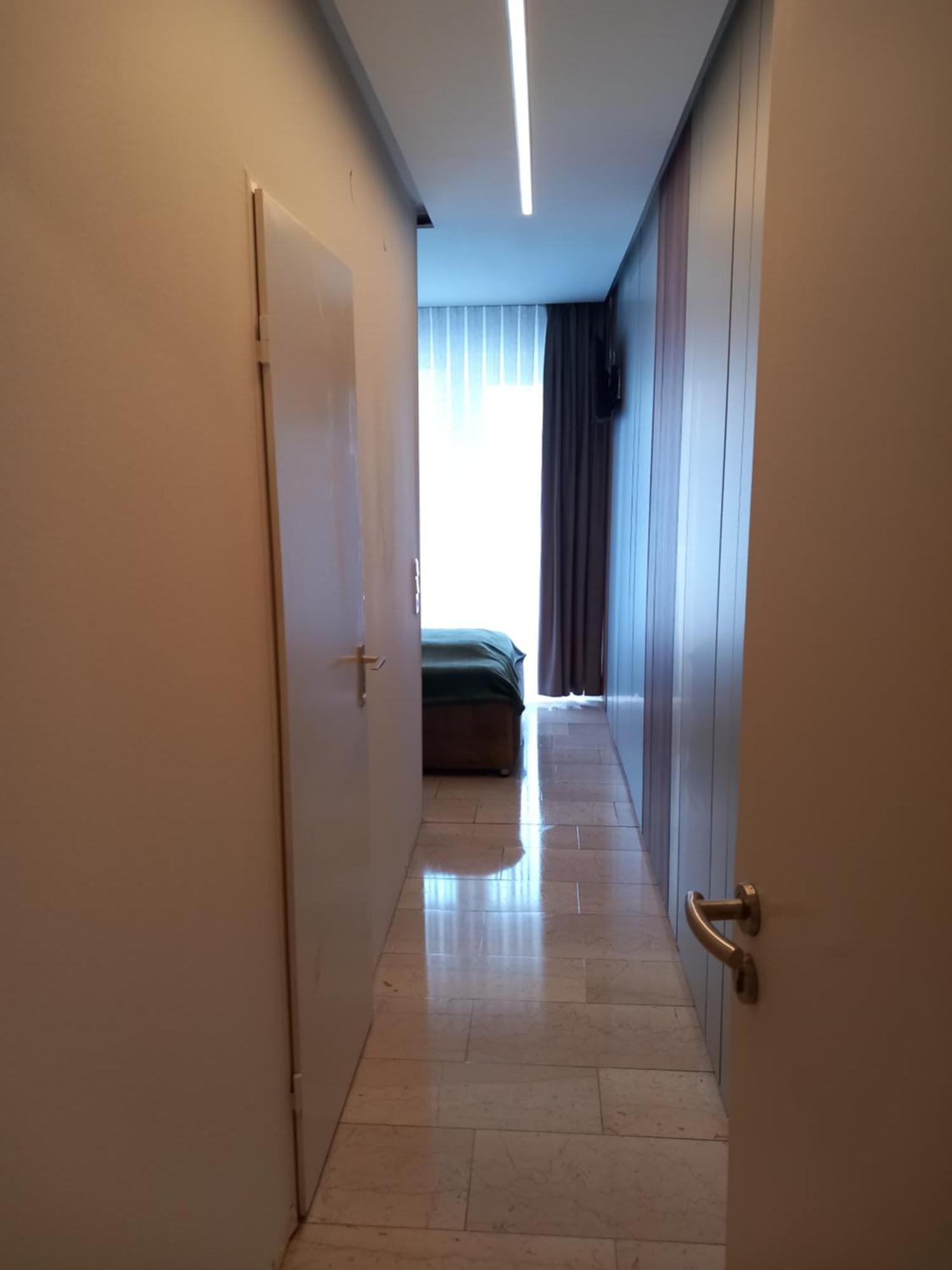 Einzelzimmer mit Balkon