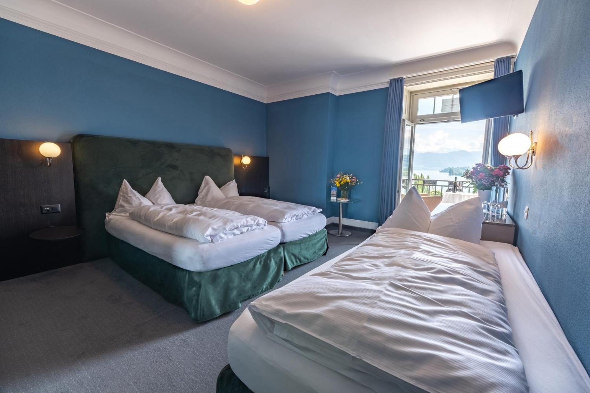 Dreibettzimmer mit Seeblick