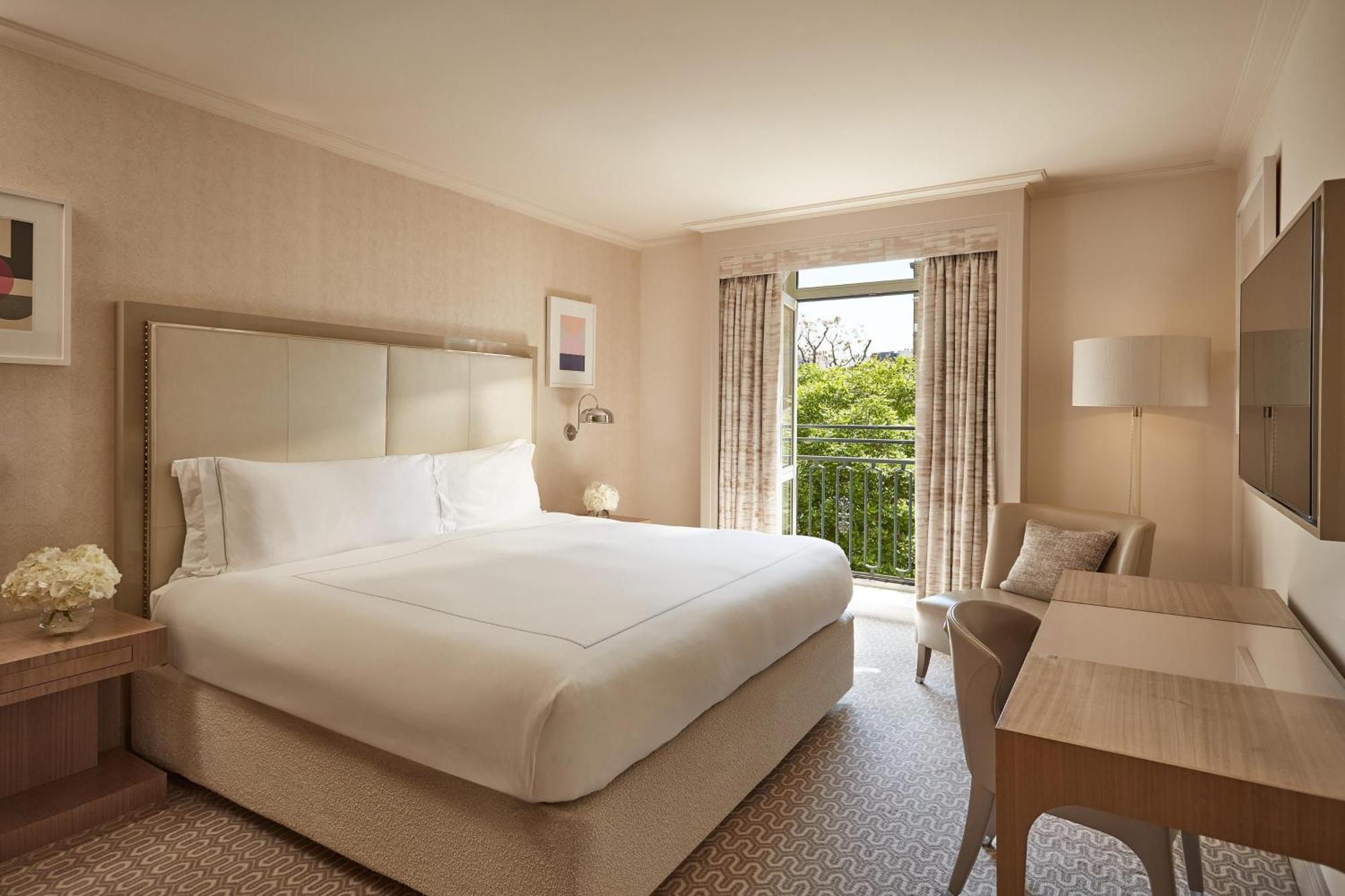 Superior Room,1670702692:JPEG