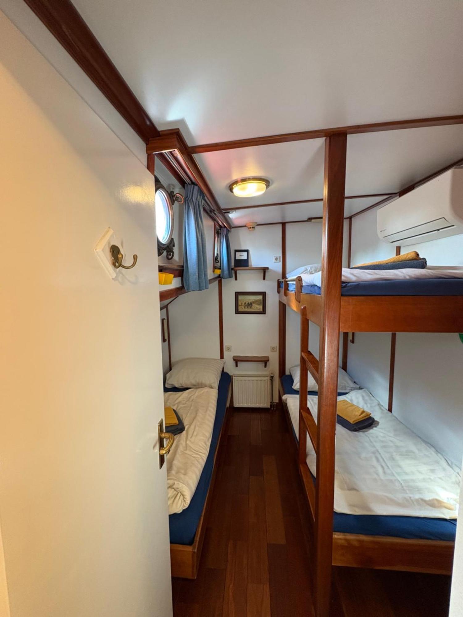 Dreibettzimmer