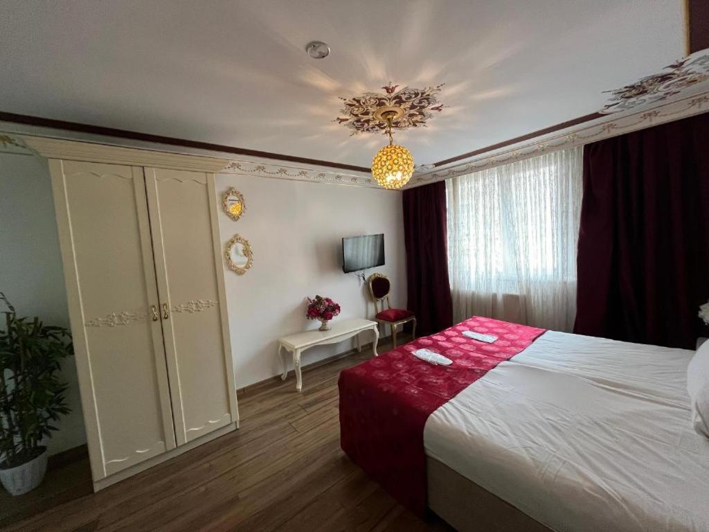 Großes Doppelzimmer