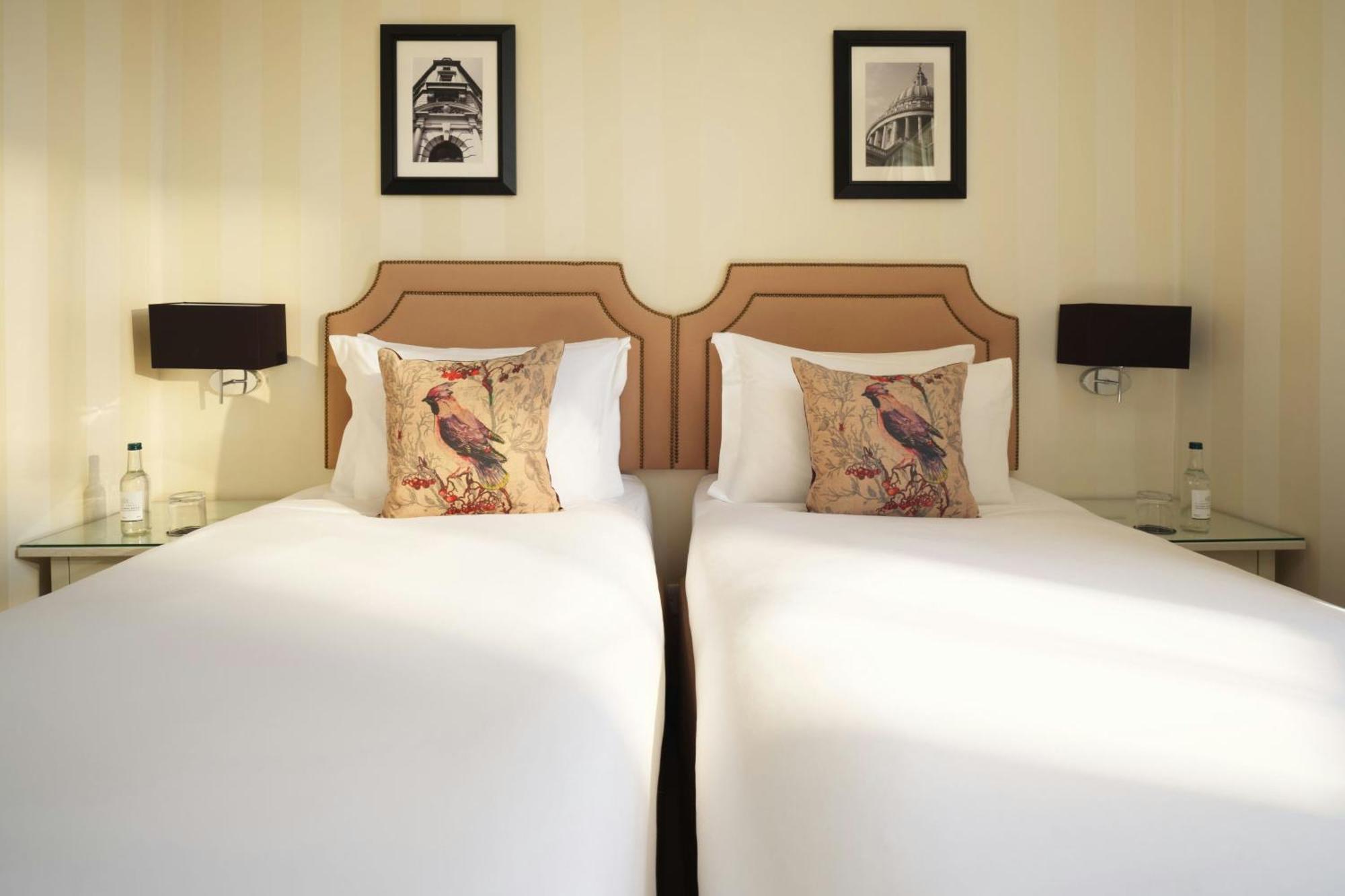 Gästezimmer, klassischer Stil, 2 Einzelbetten