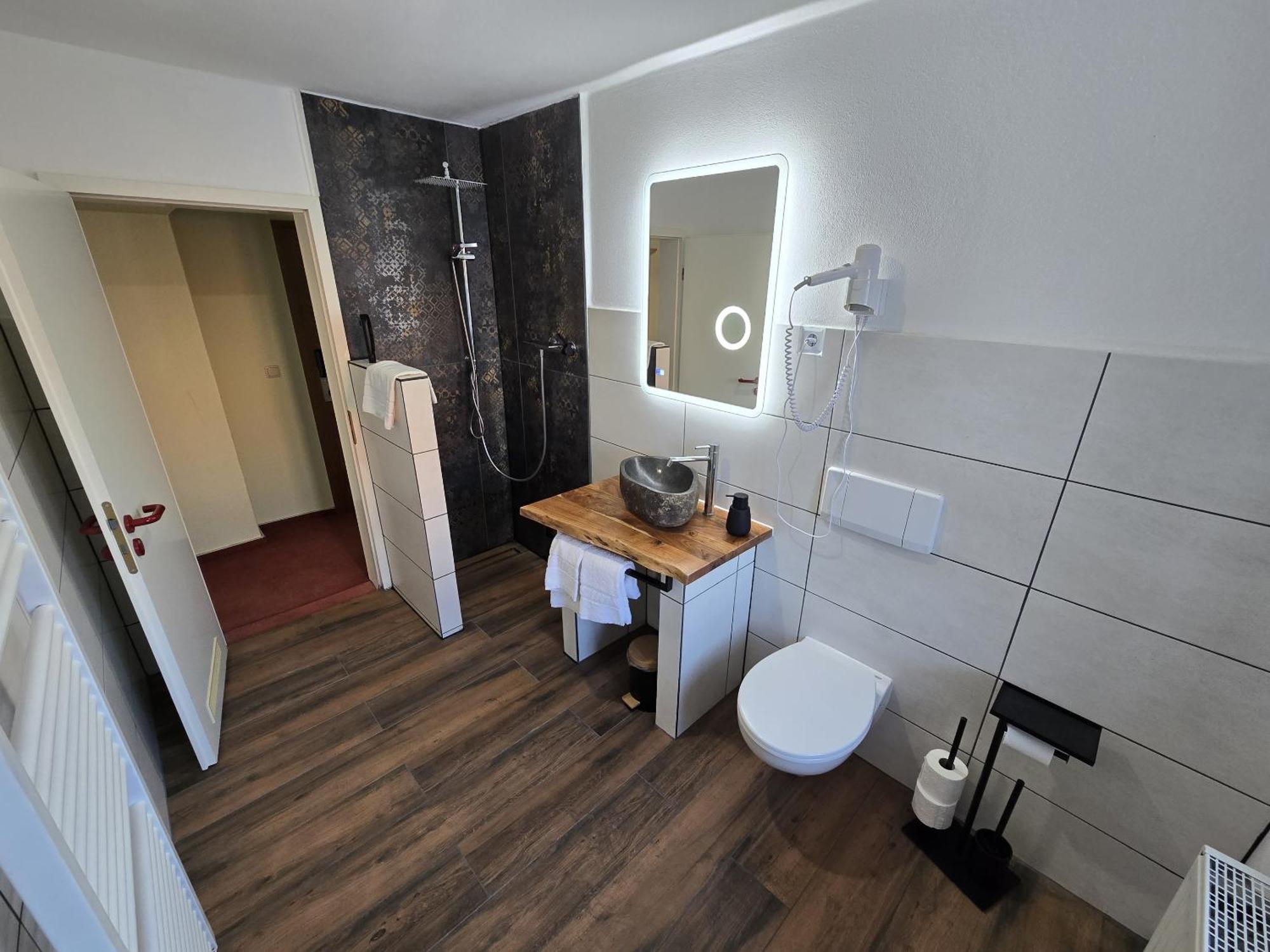 Großes Doppelzimmer