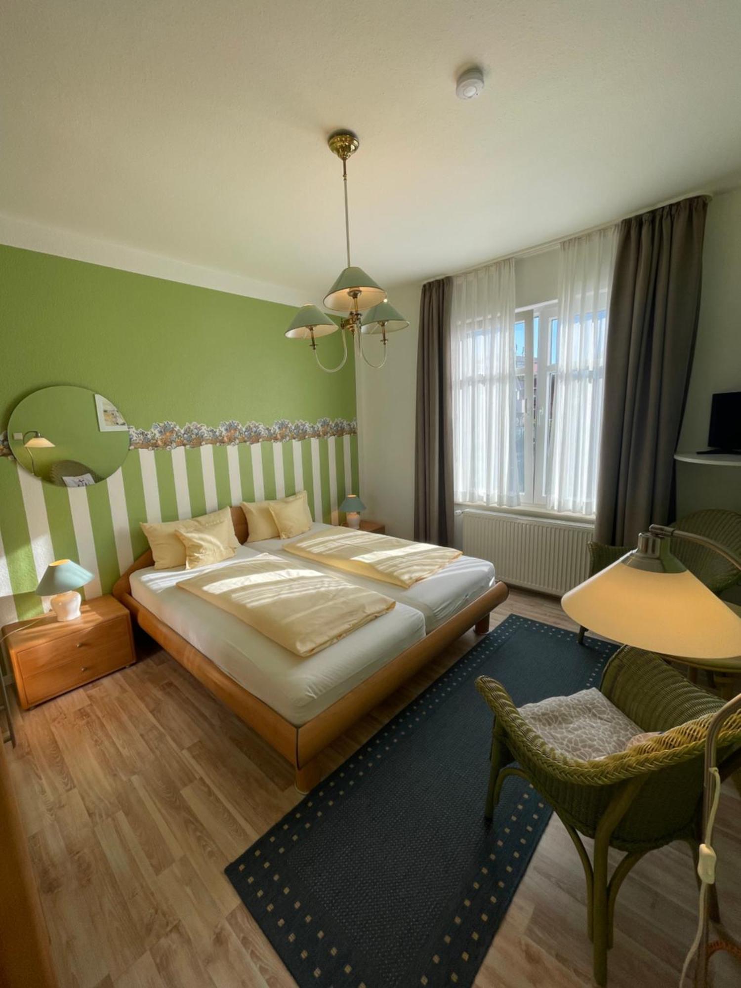 Doppelzimmer mit eigenem Bad