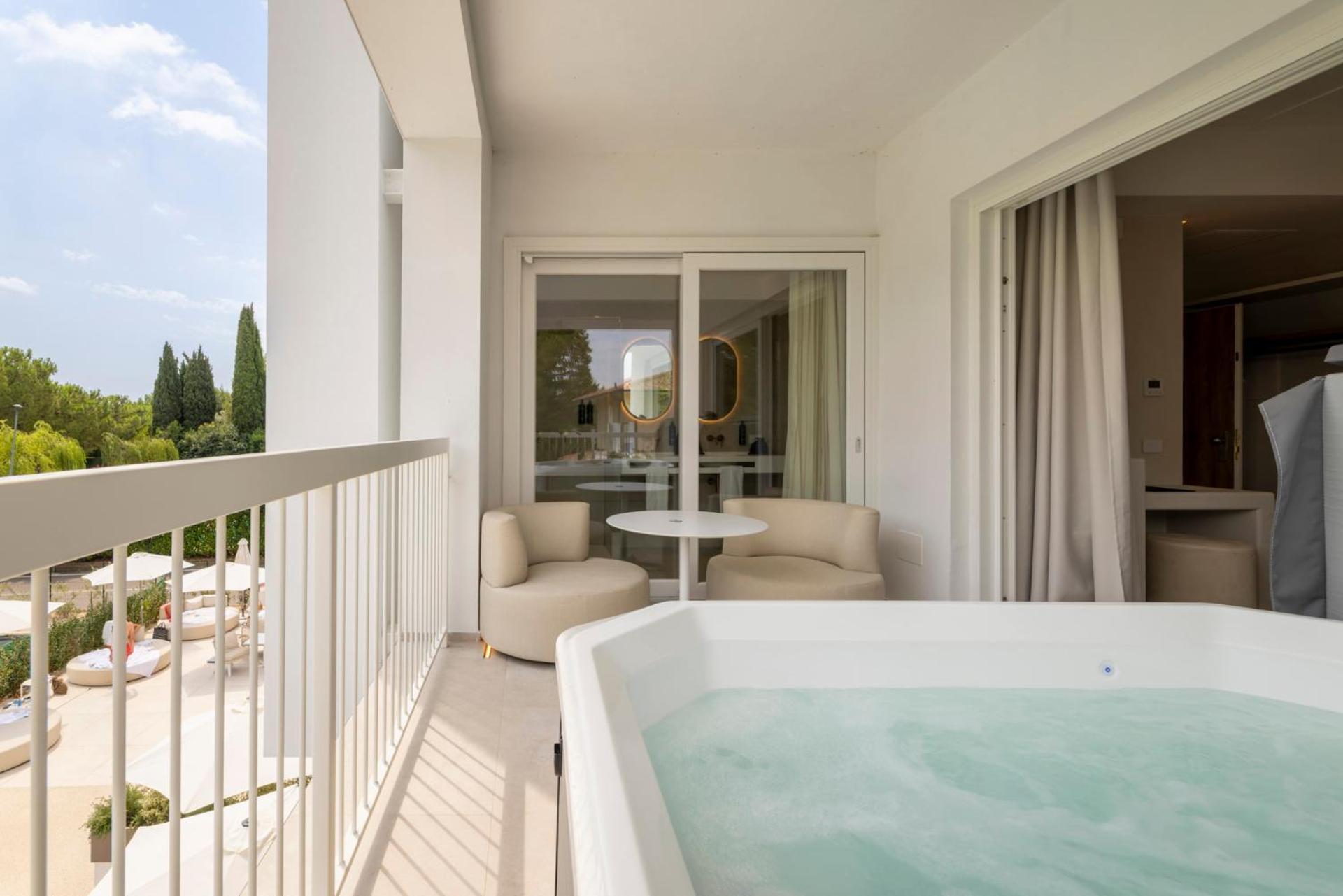 Junior Suite mit privatem Pool