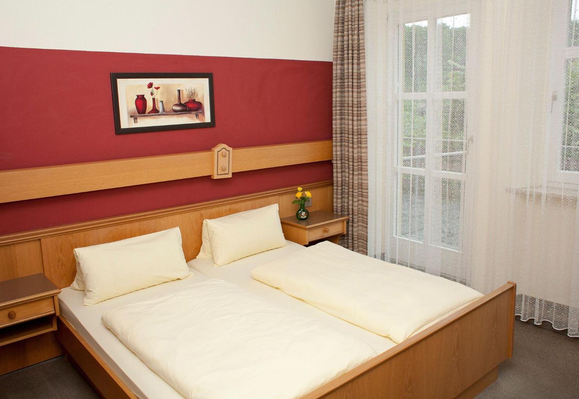 Doppelzimmer mit Balkon