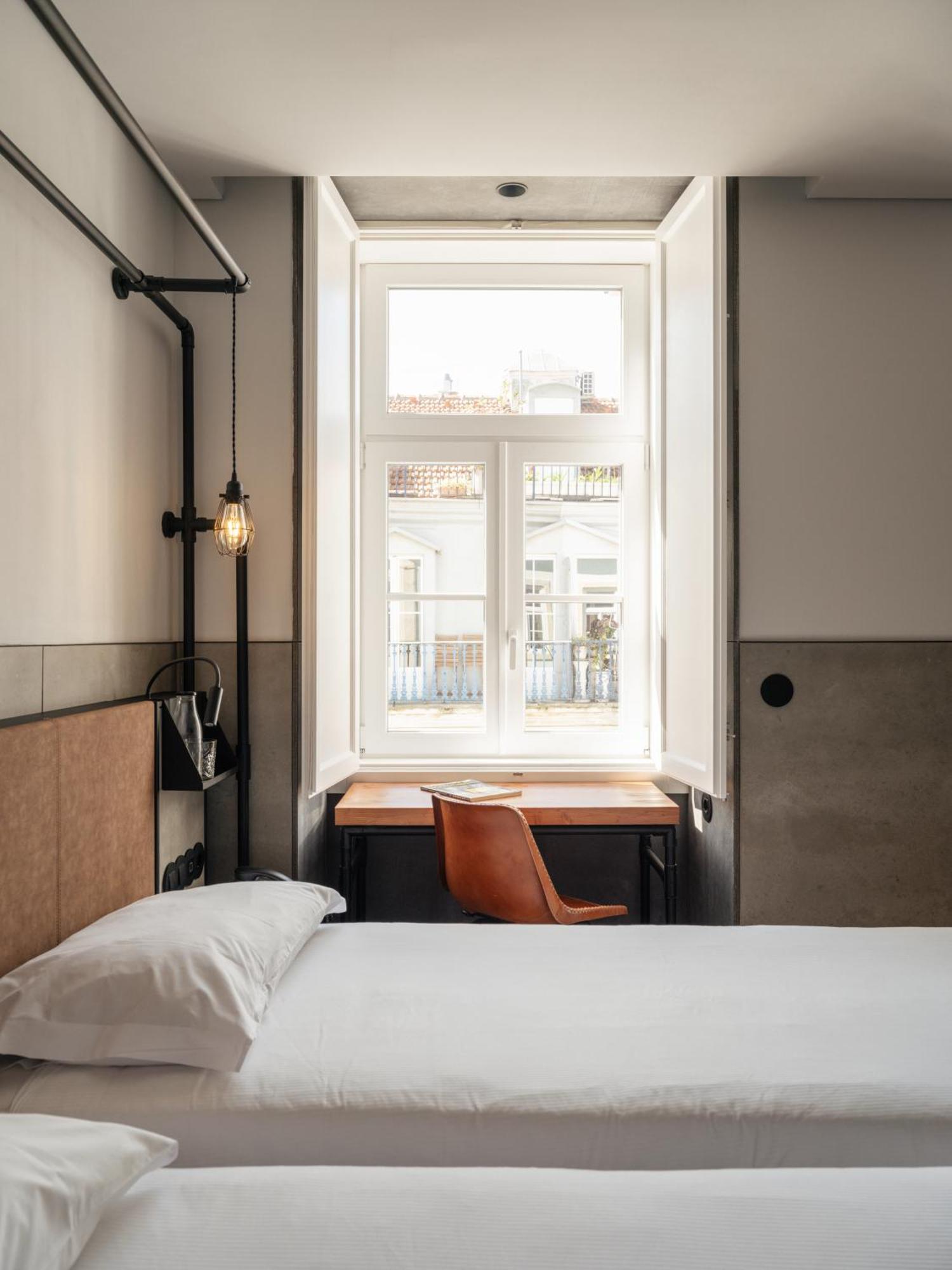 Doppel- oder Zweibettzimmer