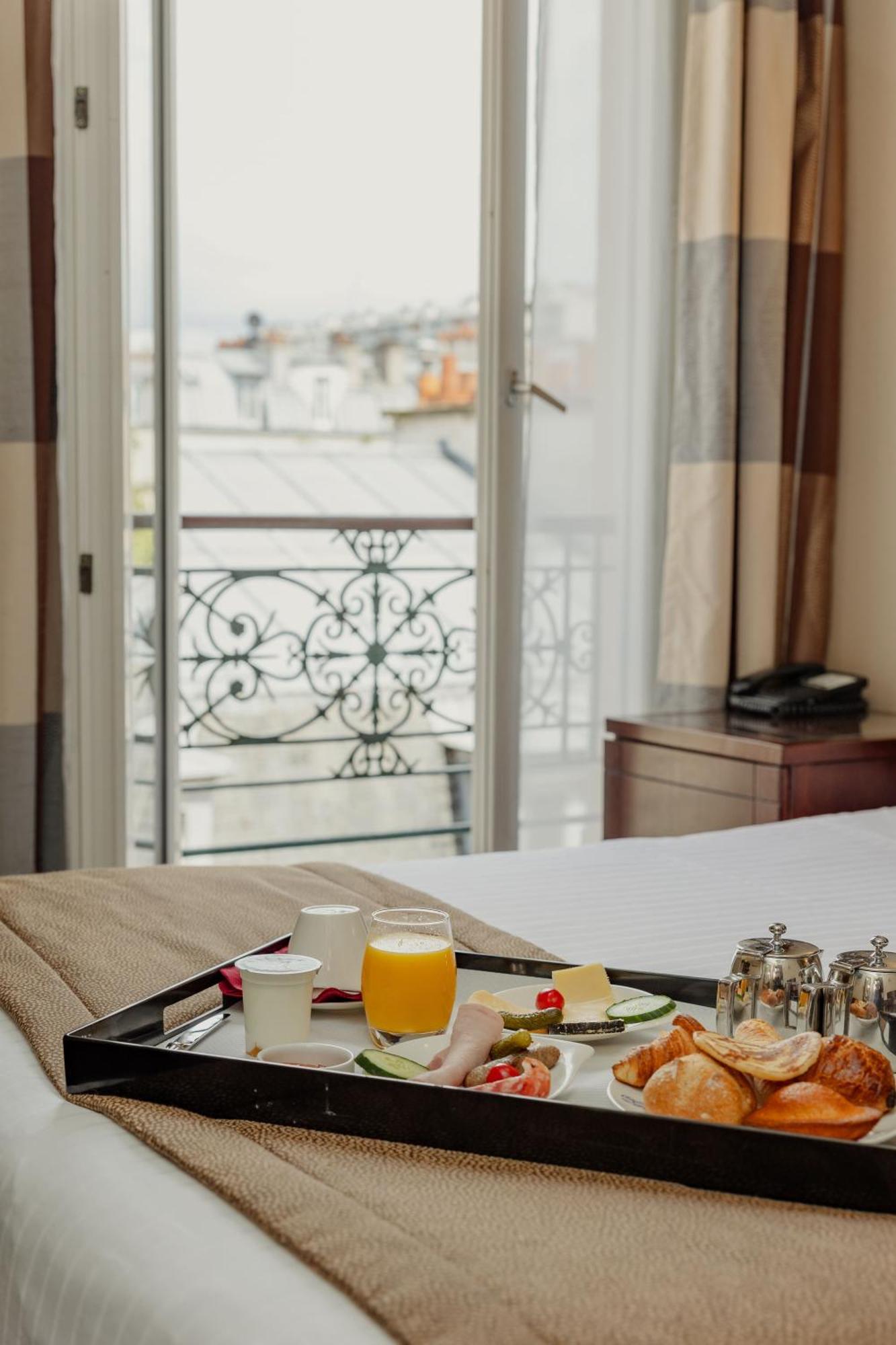 Double Room with Balcony,1697781805:JPEG