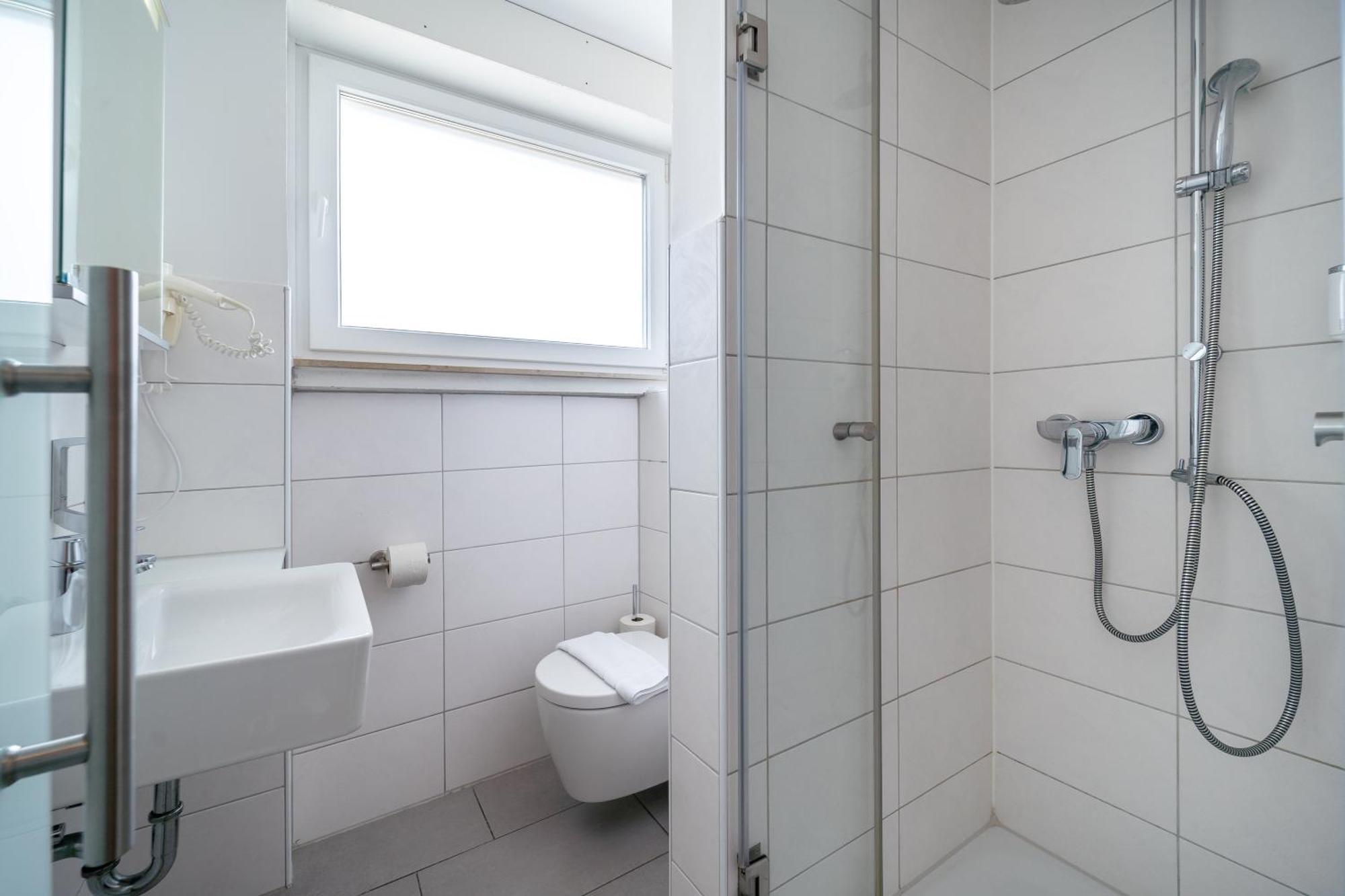 Doppelzimmer mit Balkon