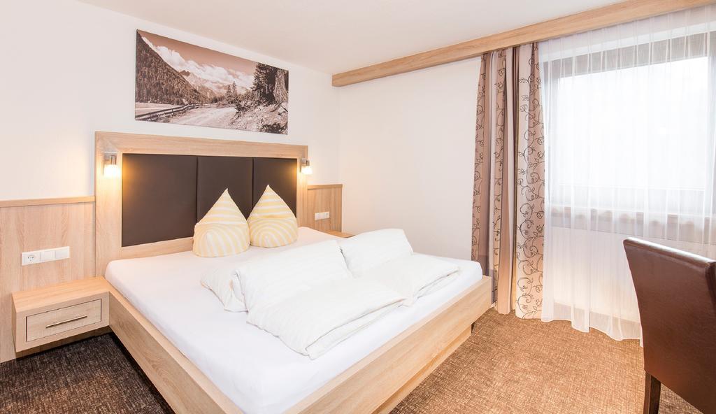 Kleines Doppelzimmer ohne Balkon