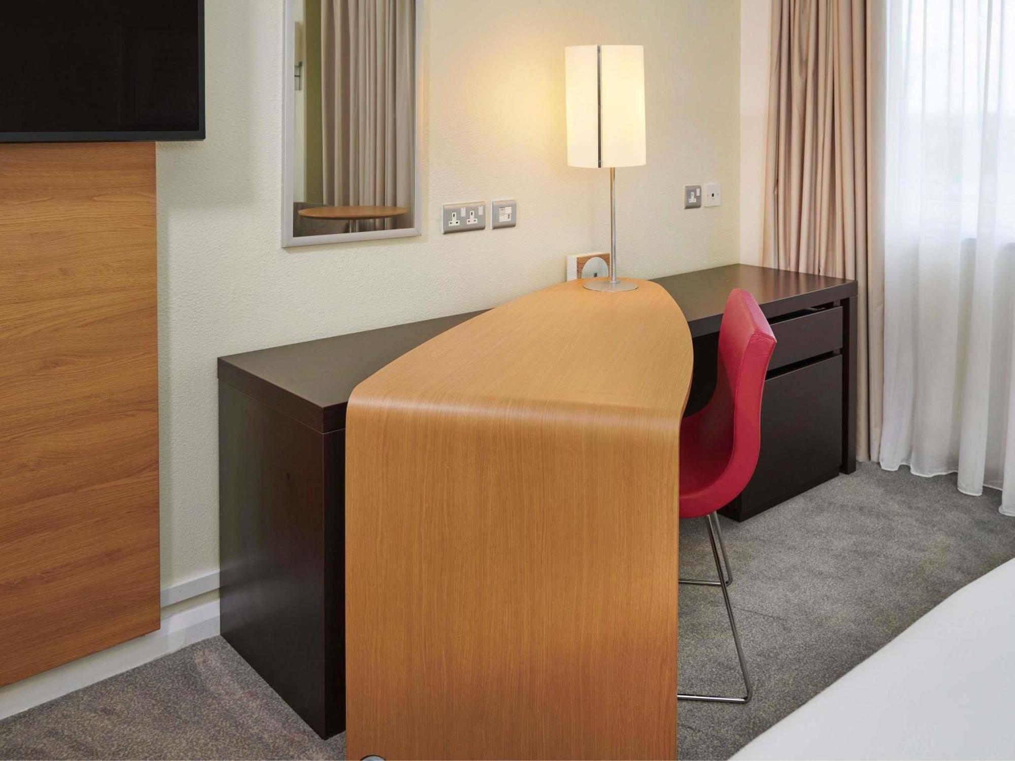 Superior Twin Room,1704847105:JPEG