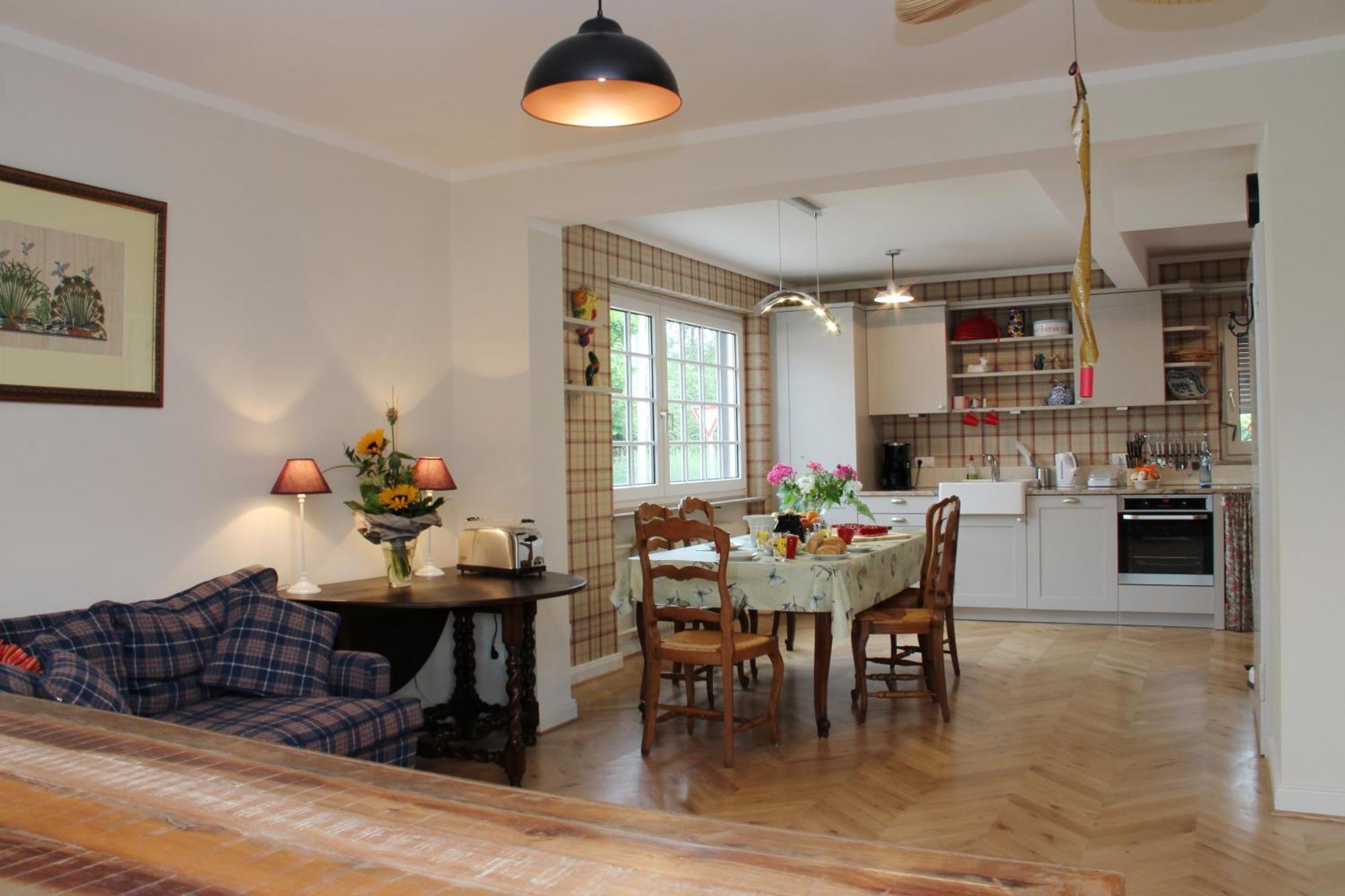 Apartment mit Terrasse - Nebengebäude