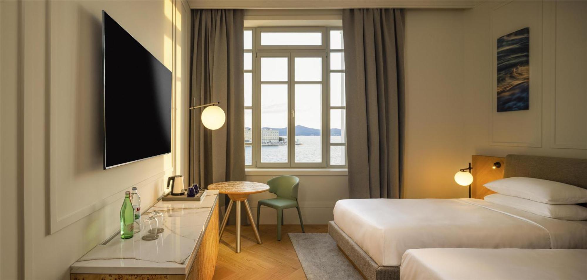 Zweibettzimmer mit Meerblick