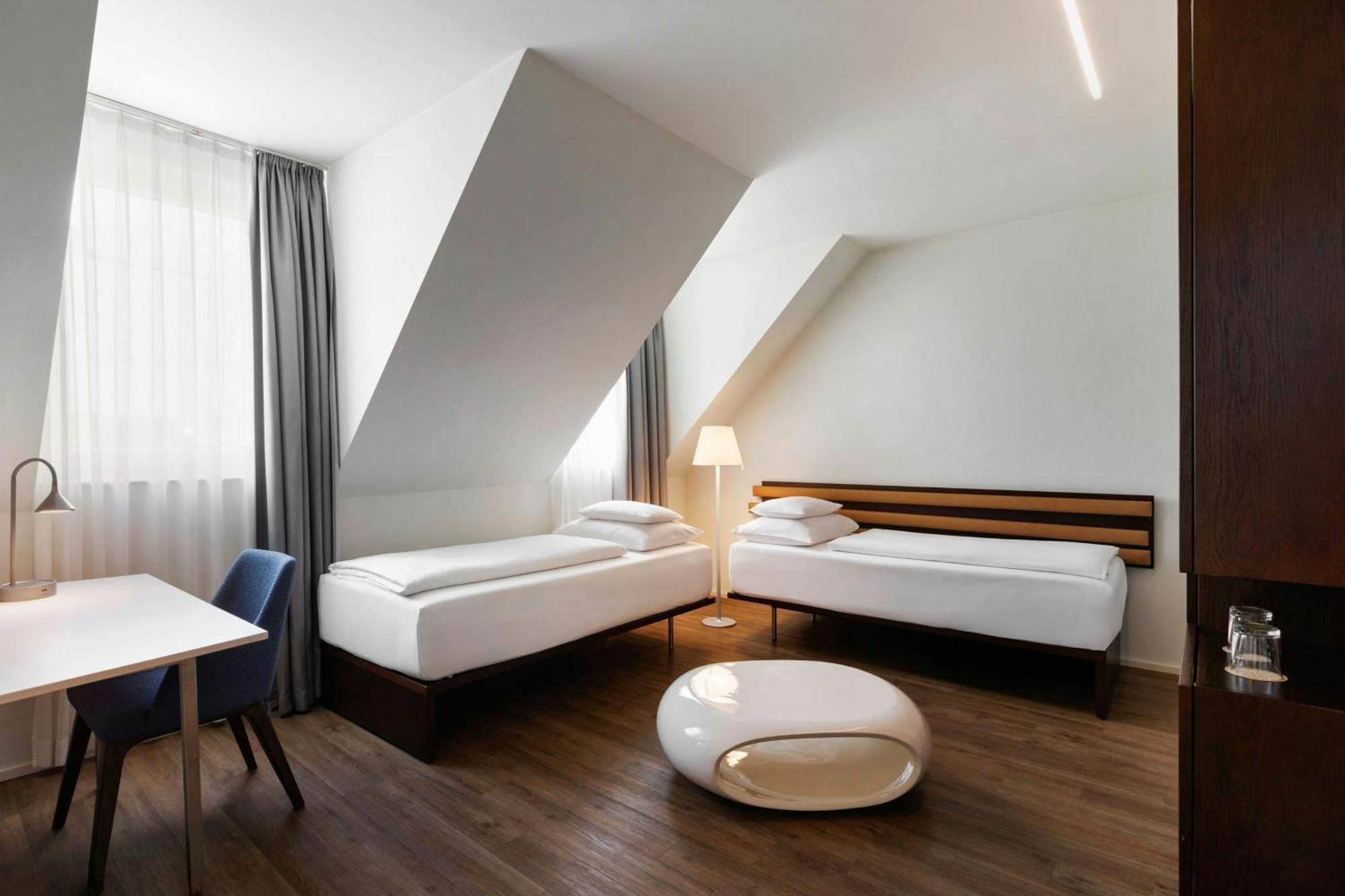 Großes Familien-Zweibettzimmer