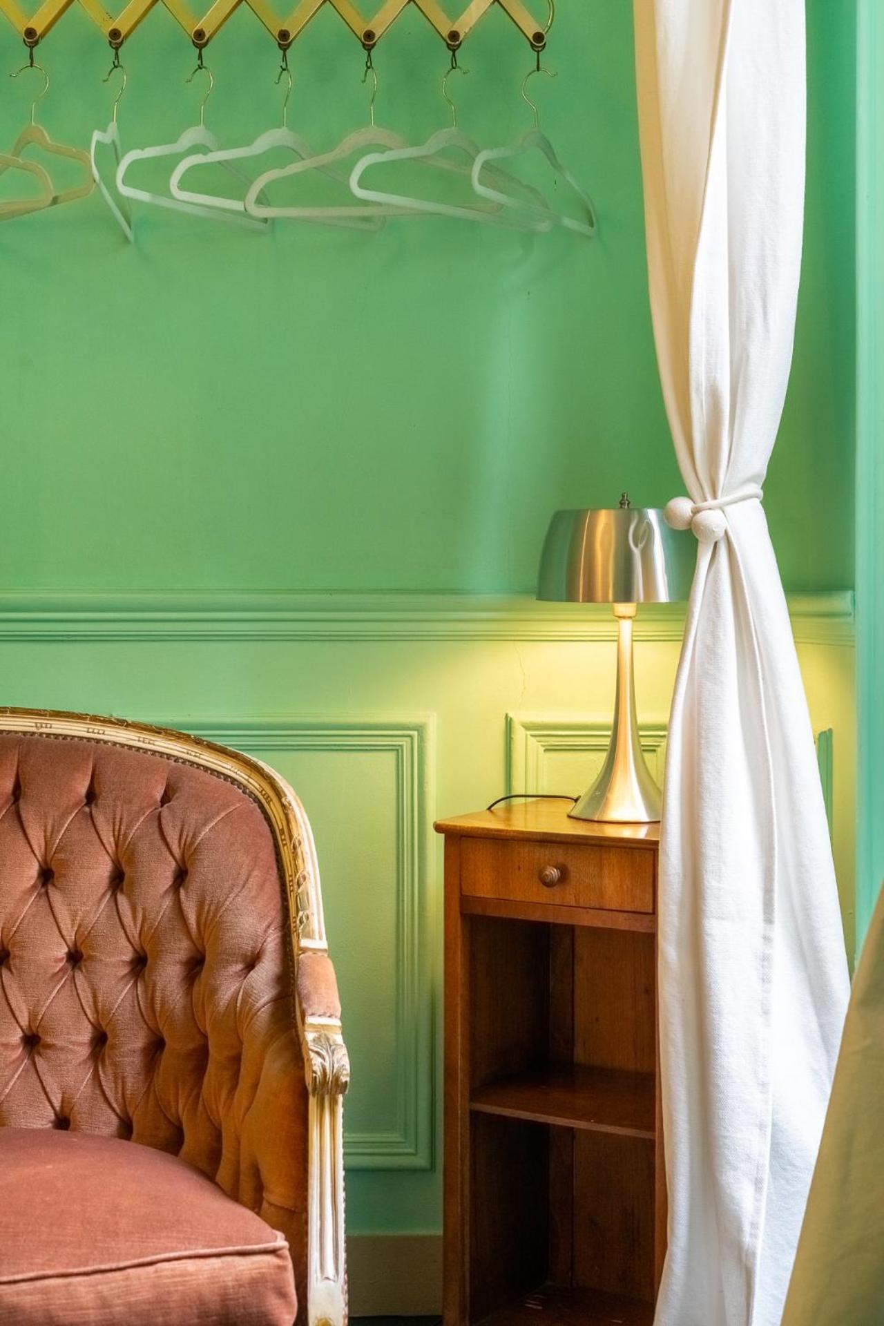 Deluxe Doppel-/Zweibettzimmer mit Balkon