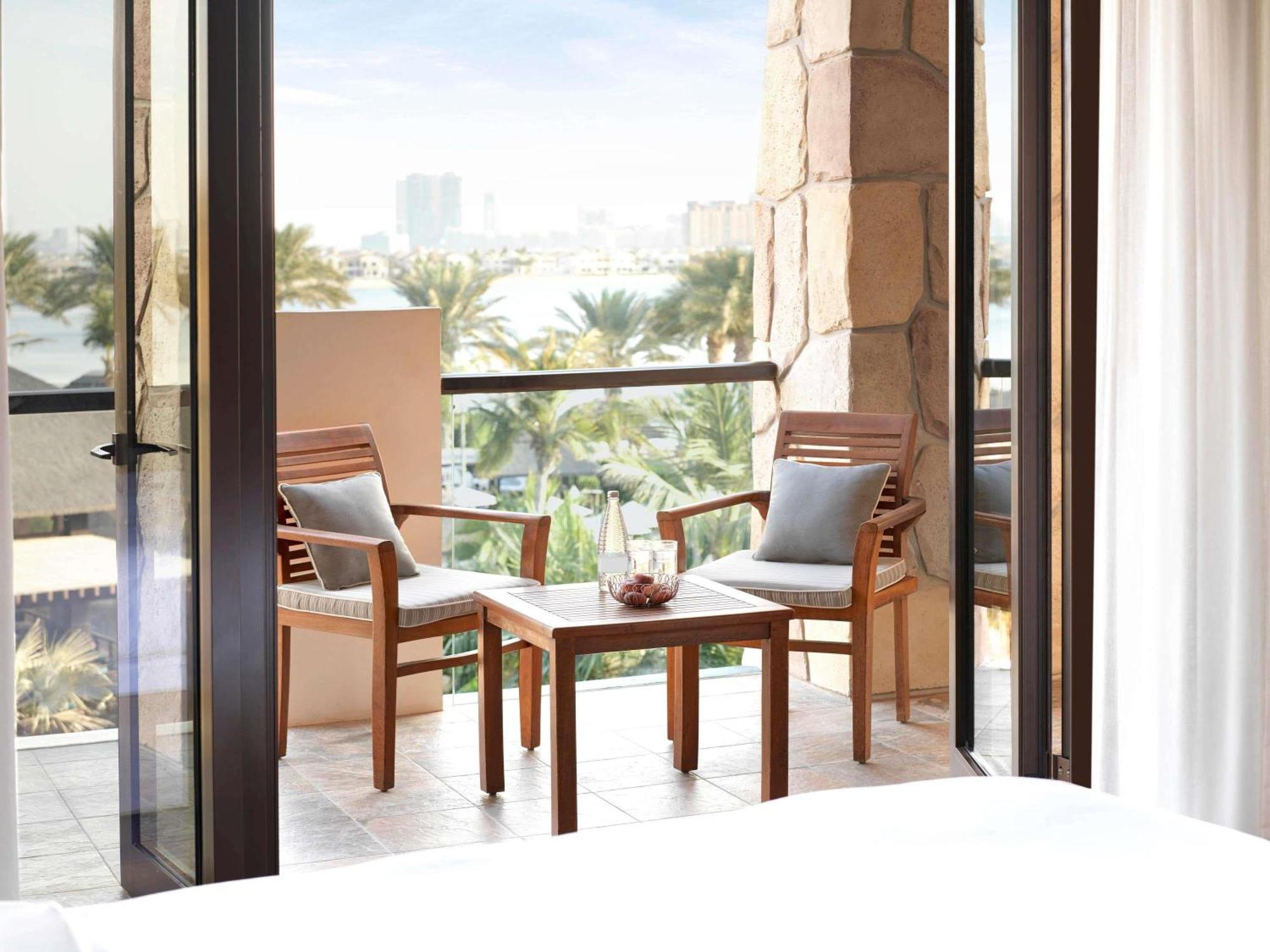 Prestige King Suite with Sofa Bed and Sea View - Club Access,1717077055:JPEG