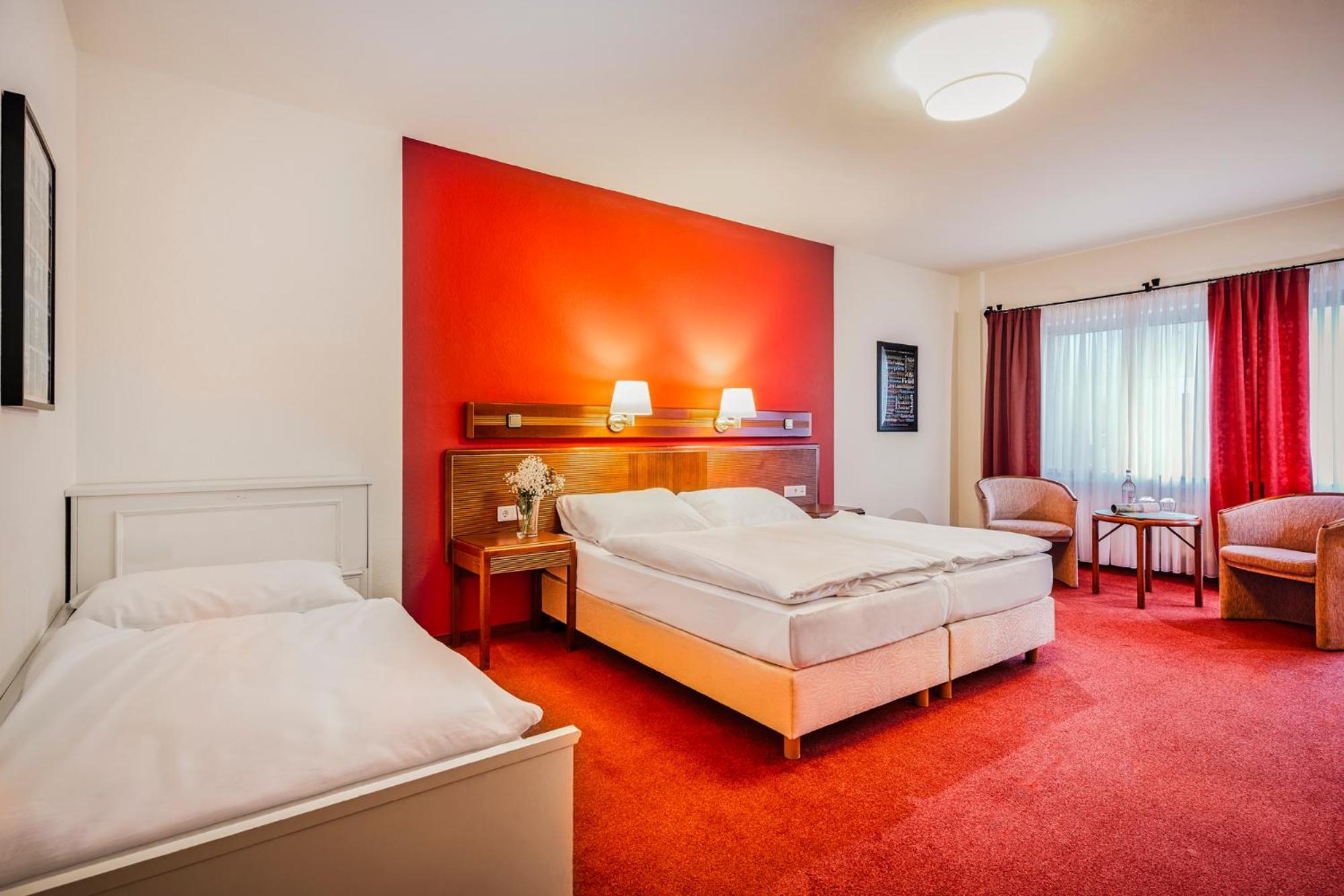 Dreibettzimmer