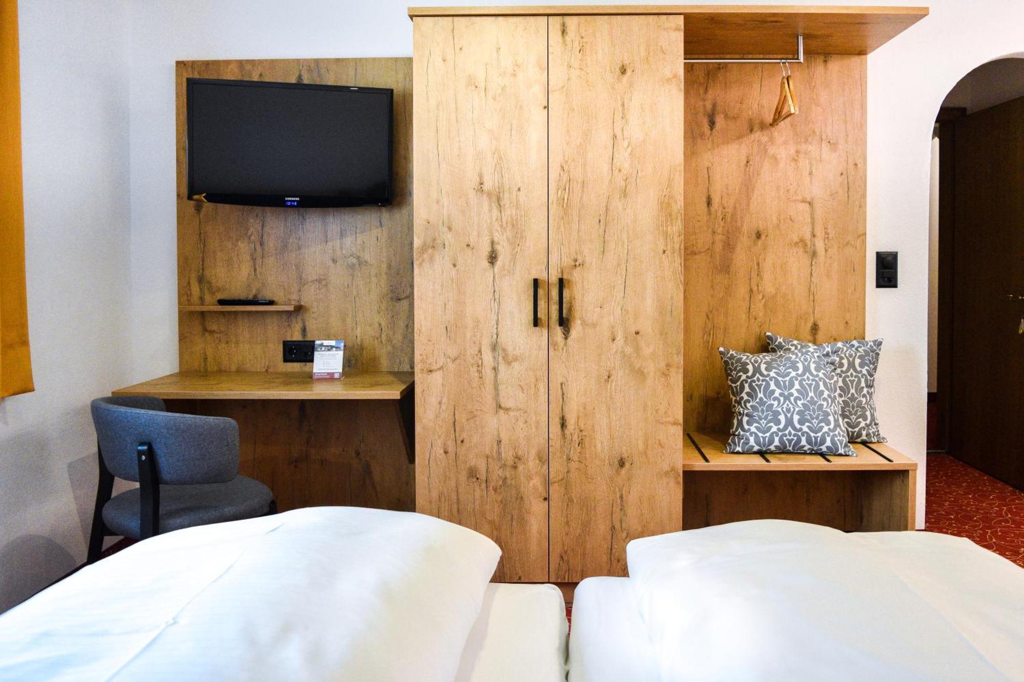 Deluxe Zimmer mit Kingsize-Bett