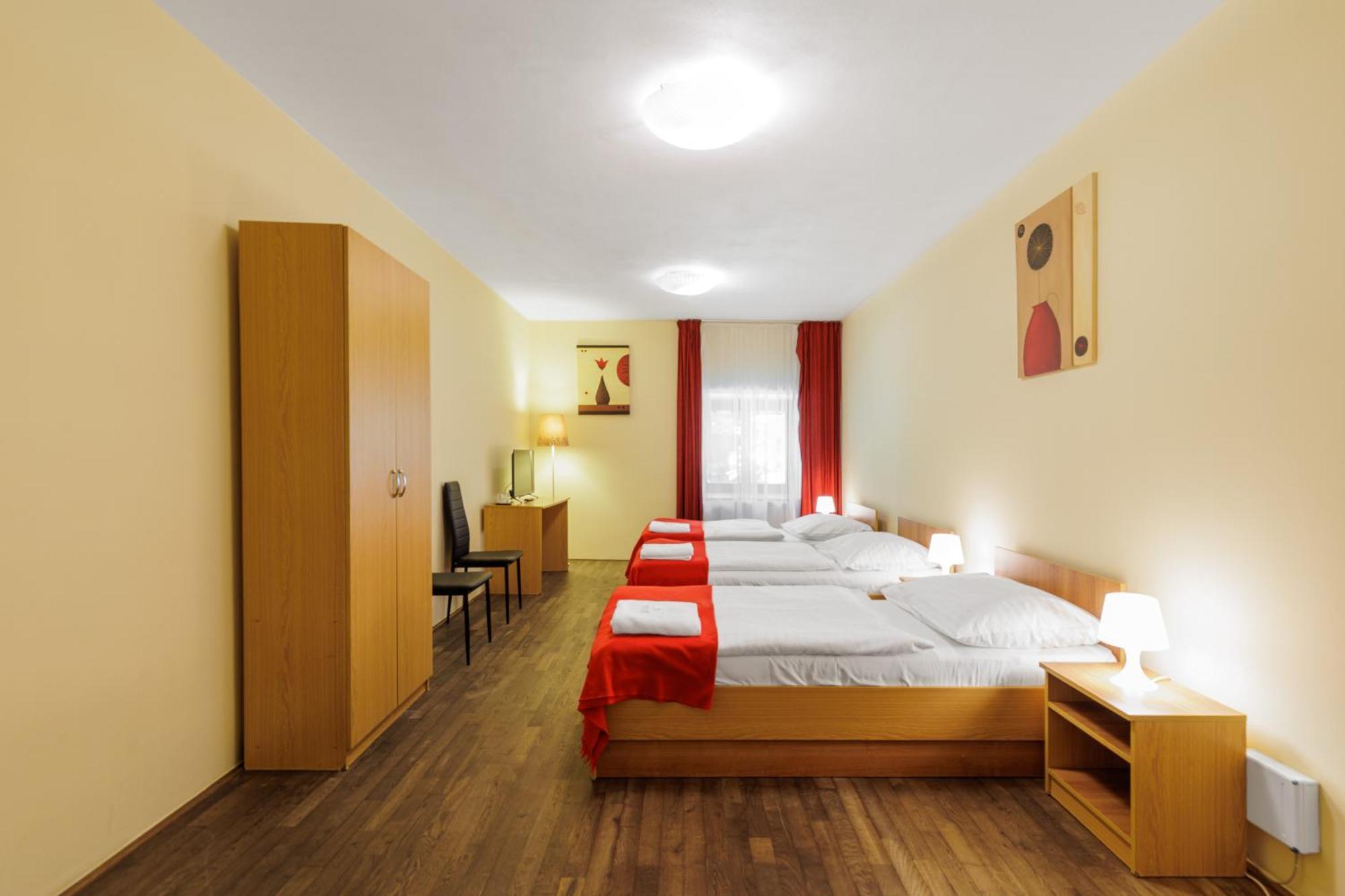 Dreibettzimmer