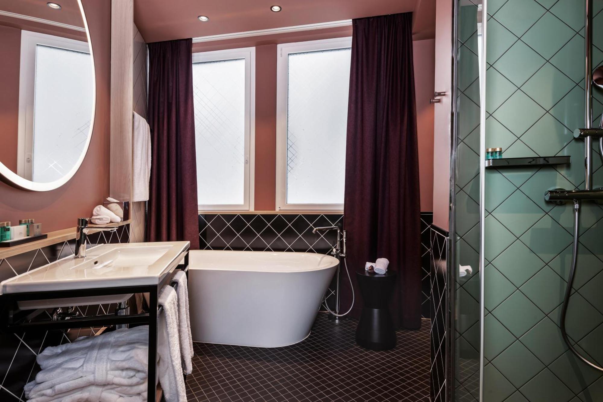 Grand Deluxe Doppel-/Zweibettzimmer