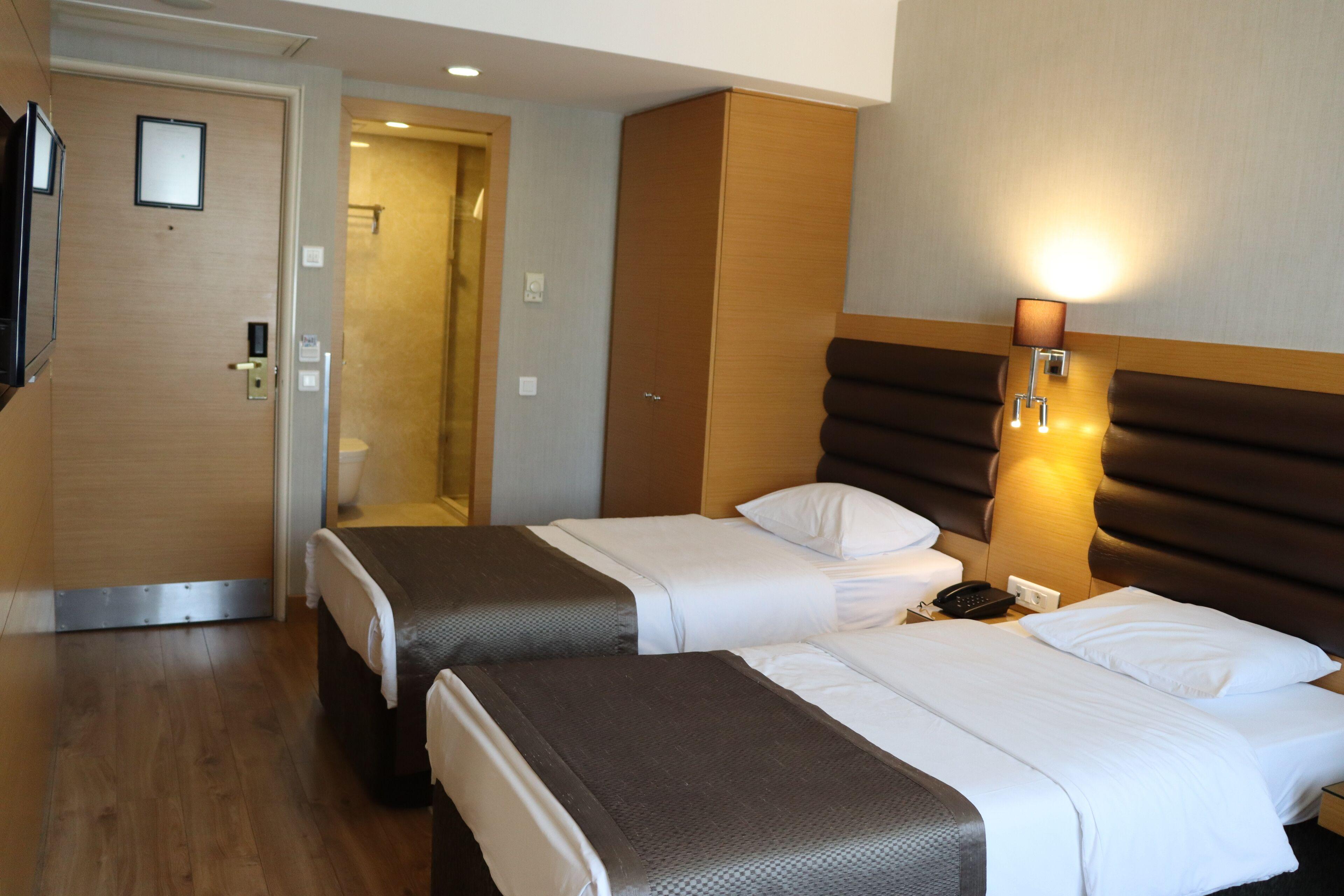 Standard Twin Room,1756505344:JPEG