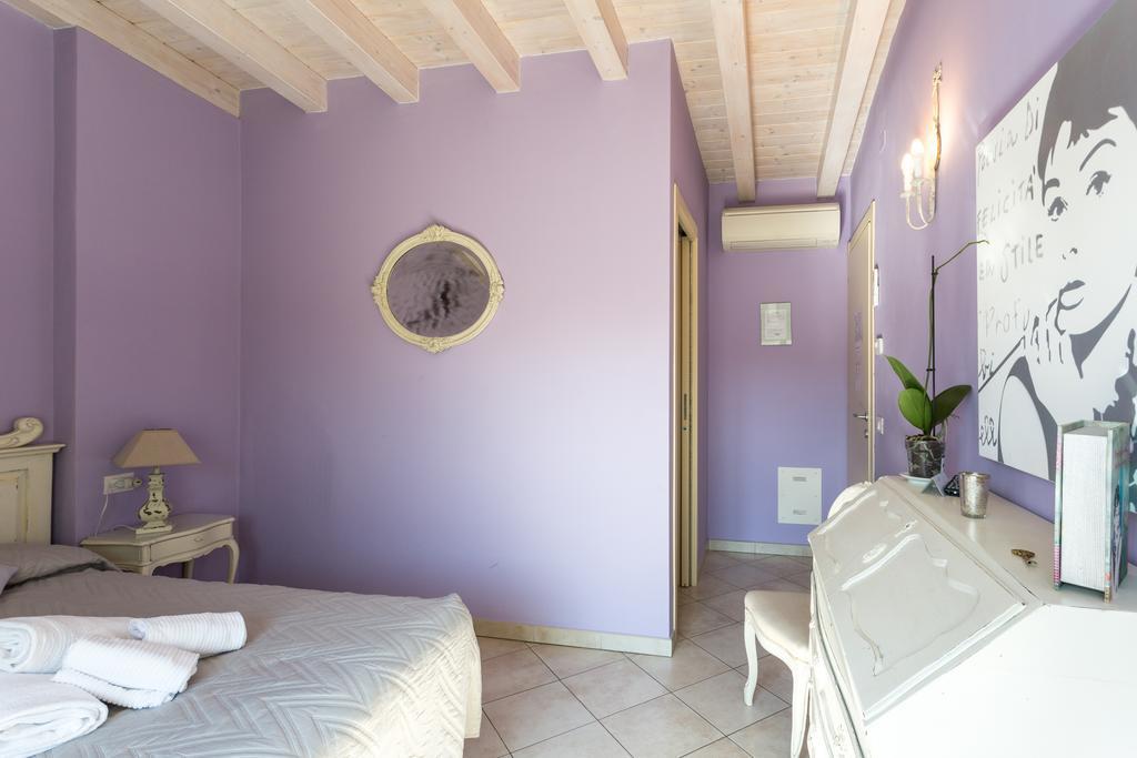 Doppelzimmer mit Balkon
