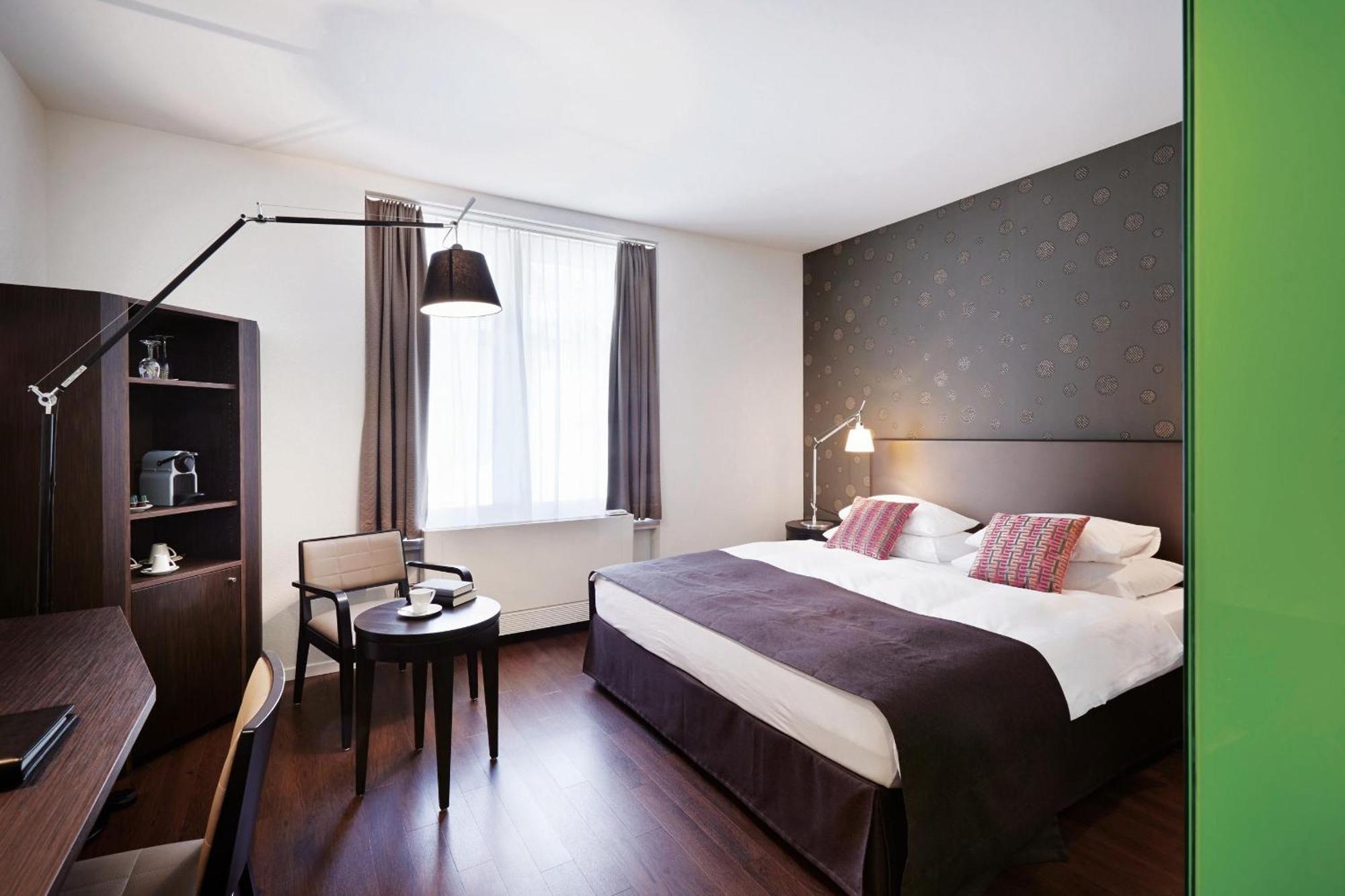 Superior Zimmer mit Kingsize-Bett
