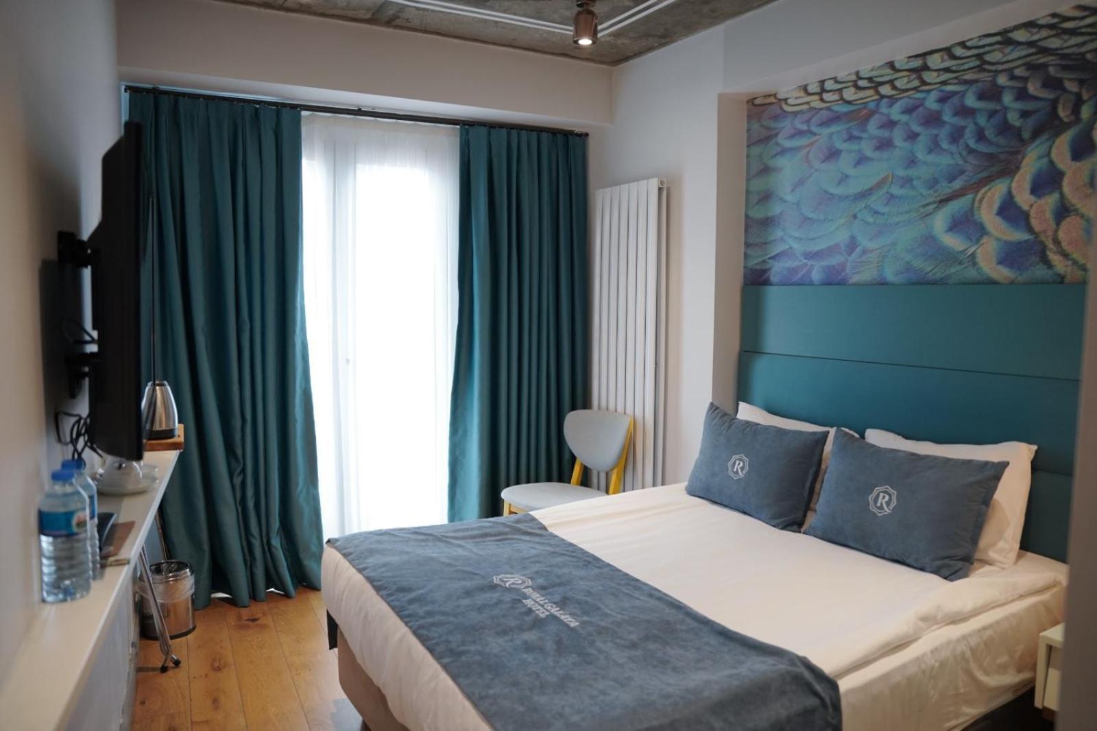 Deluxe Doppelzimmer mit seitlichem Meerblick