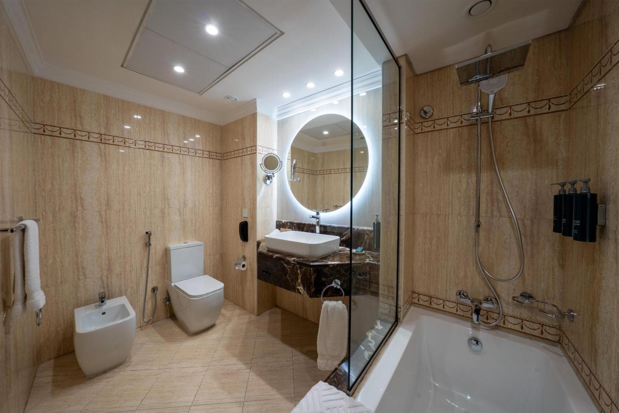 Familienzimmer mit Verbindungstür