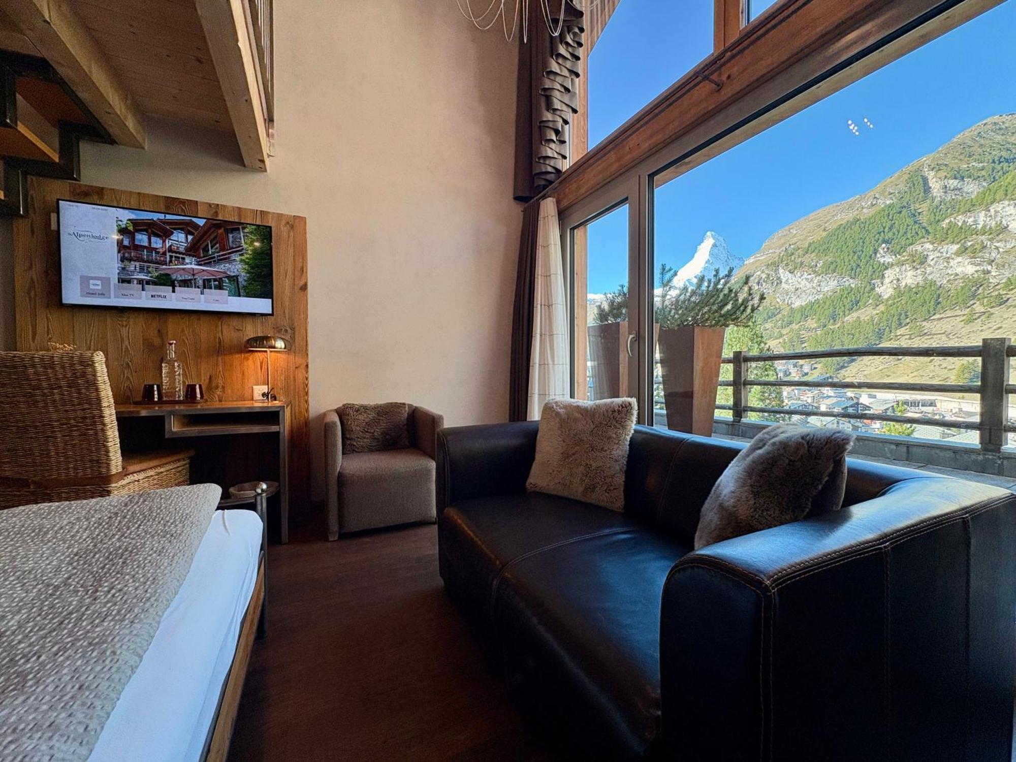 Vierbettzimmer mit Blick auf Matterhorn