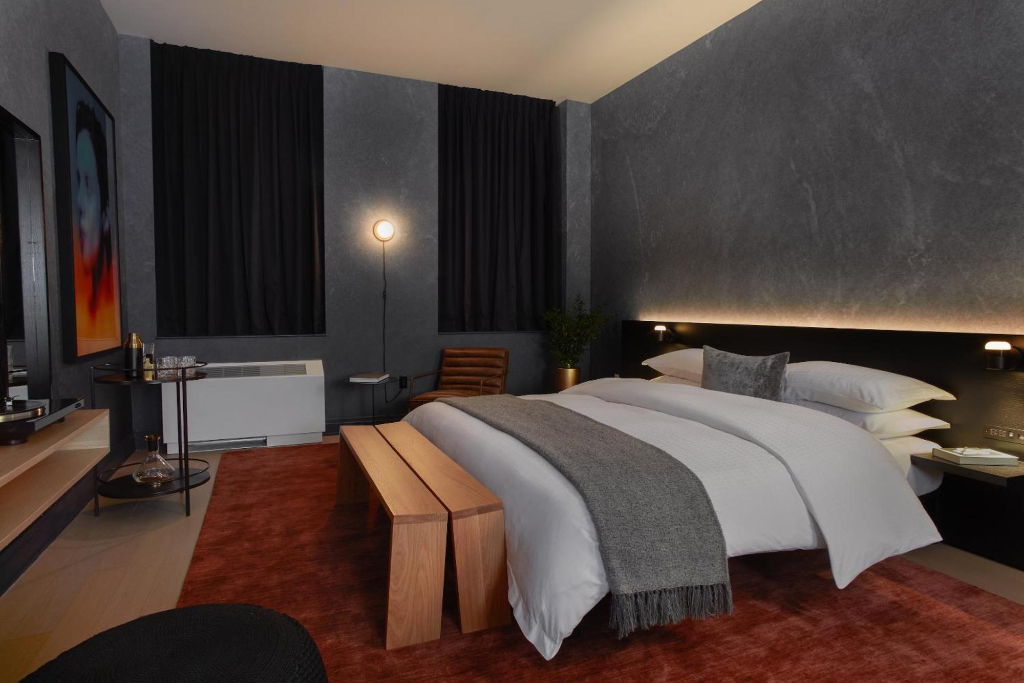 Deluxe Studio mit Kingsize-Bett (24/7-Rezeption)