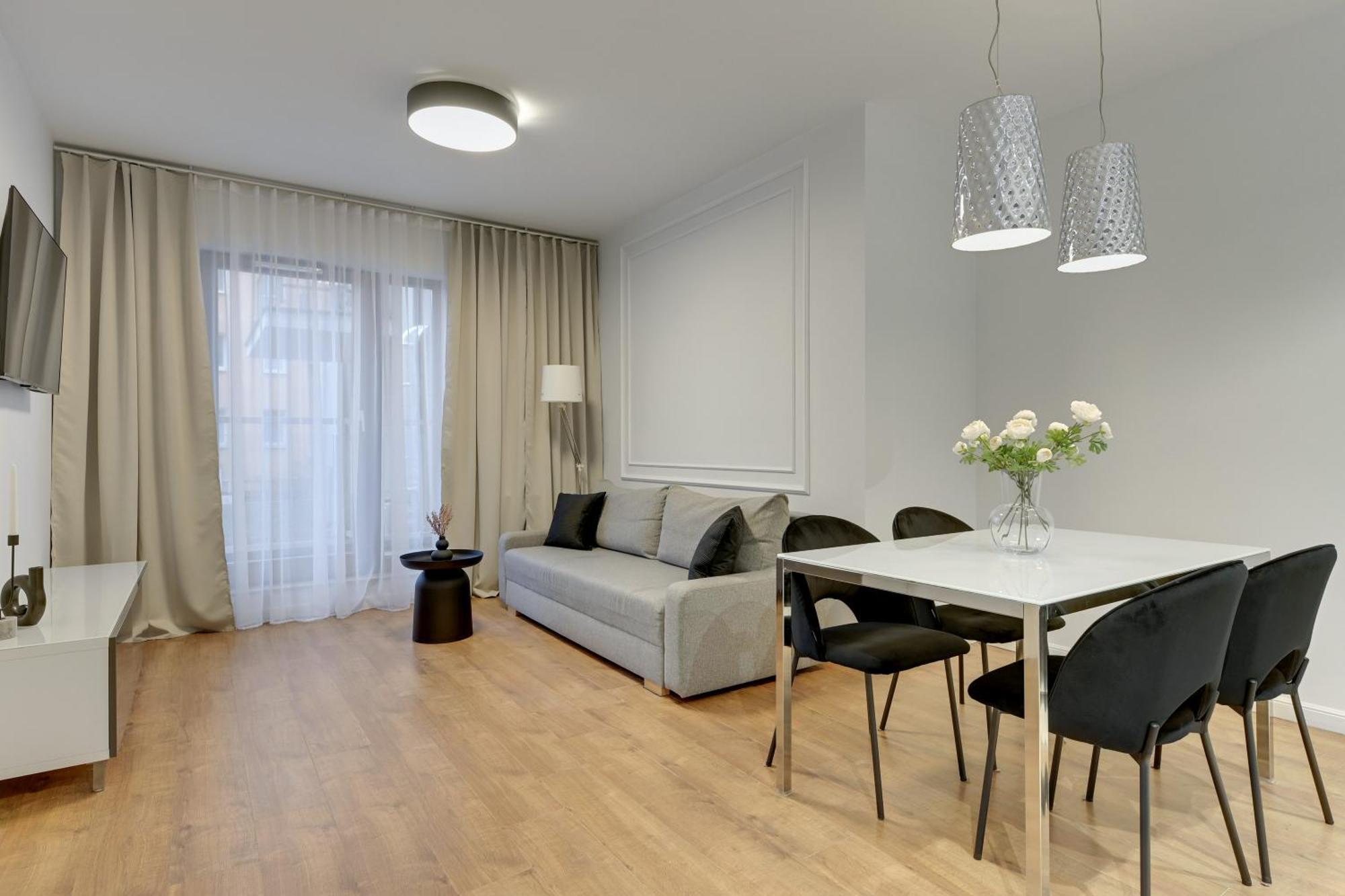 Deluxe Apartment mit Balkon und 2 Schlafzimmern
