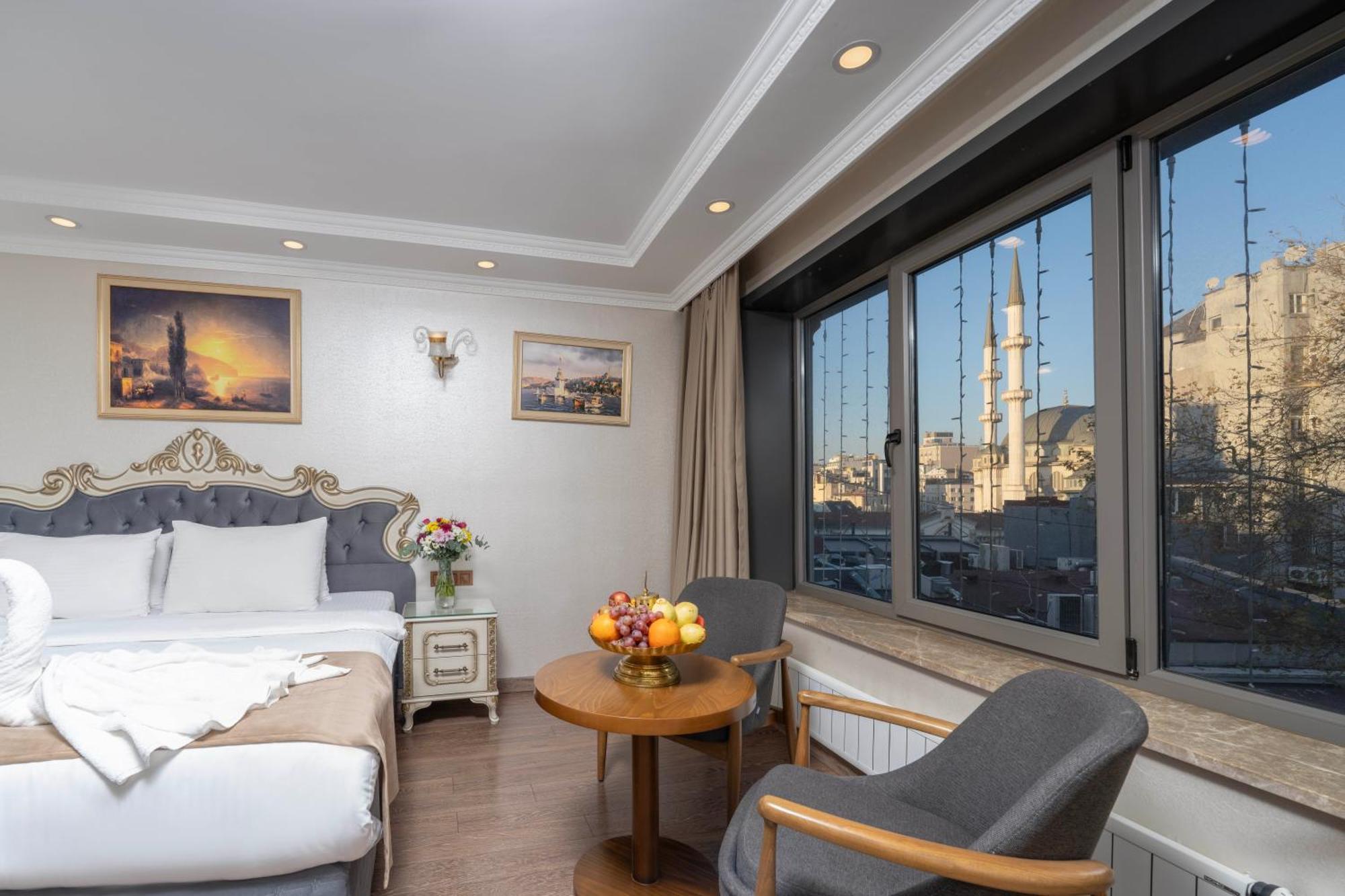 Deluxe Doppelzimmer mit 2 Doppelbetten