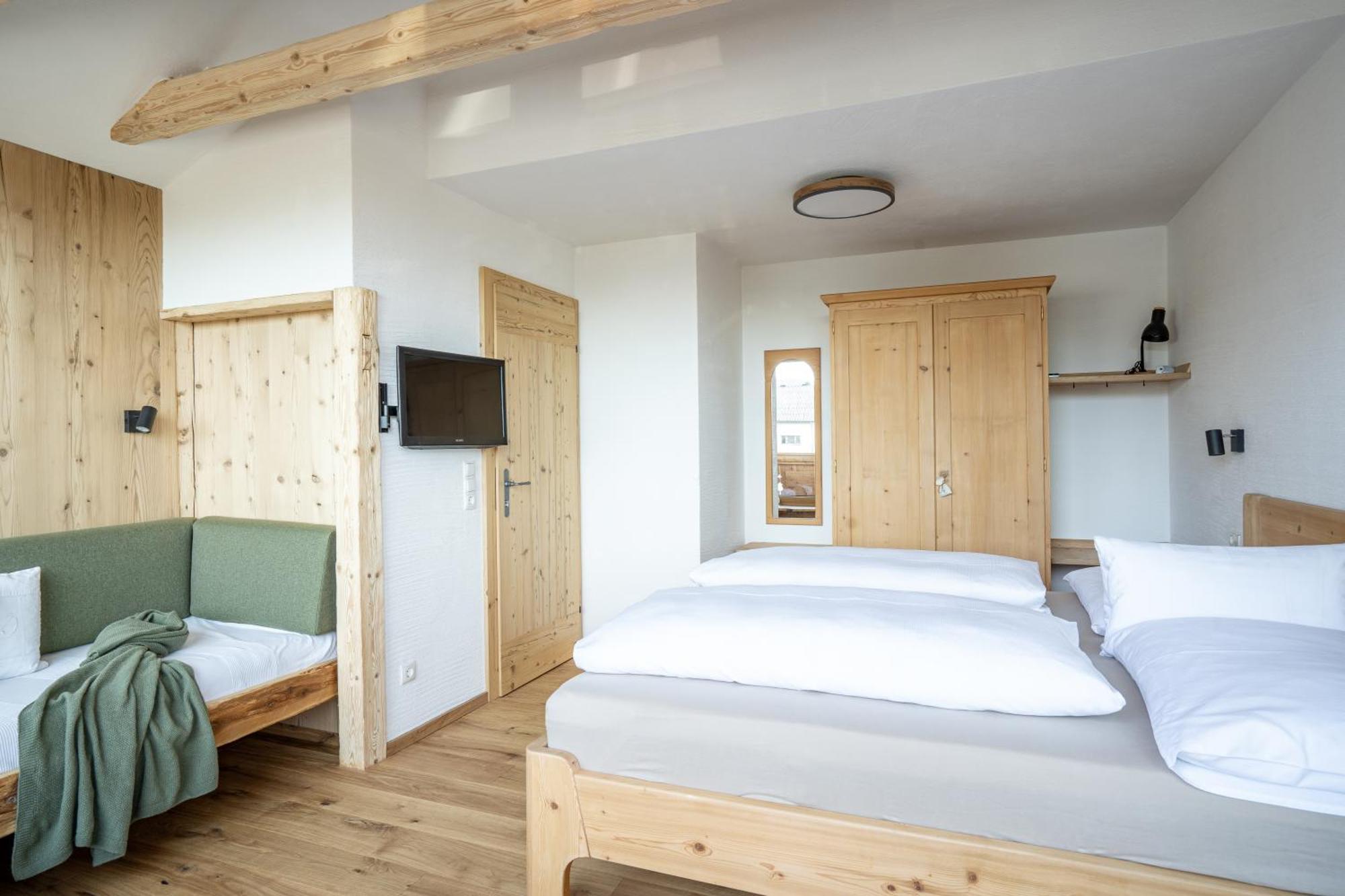 Suite mit Bergblick