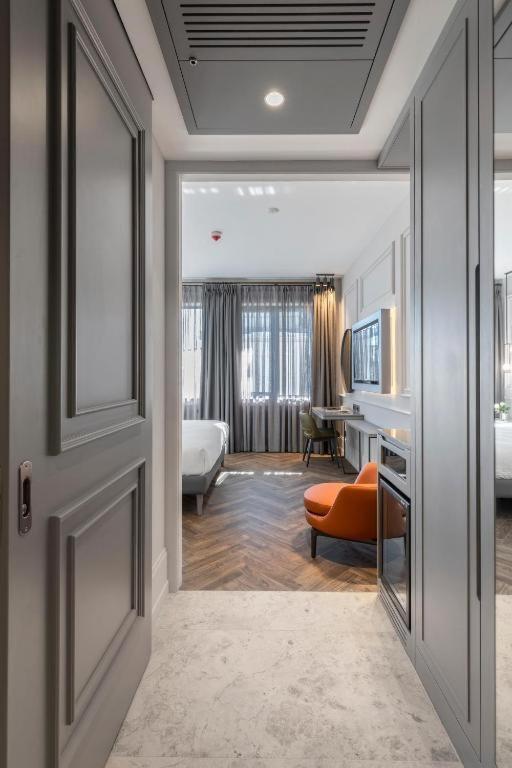 Standard Zimmer mit Kingsize-Bett