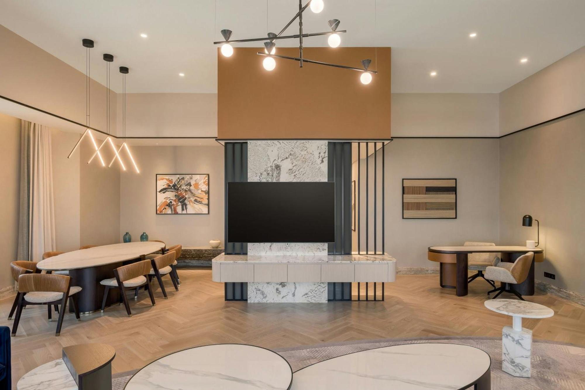 Präsidentensuite mit 1 Schlafzimmer und Zugang zur Club Lounge inklusive Frühstück, abendlicher Cocktailstunden sowie alkoholfreier Erfrischungen und Häppchen